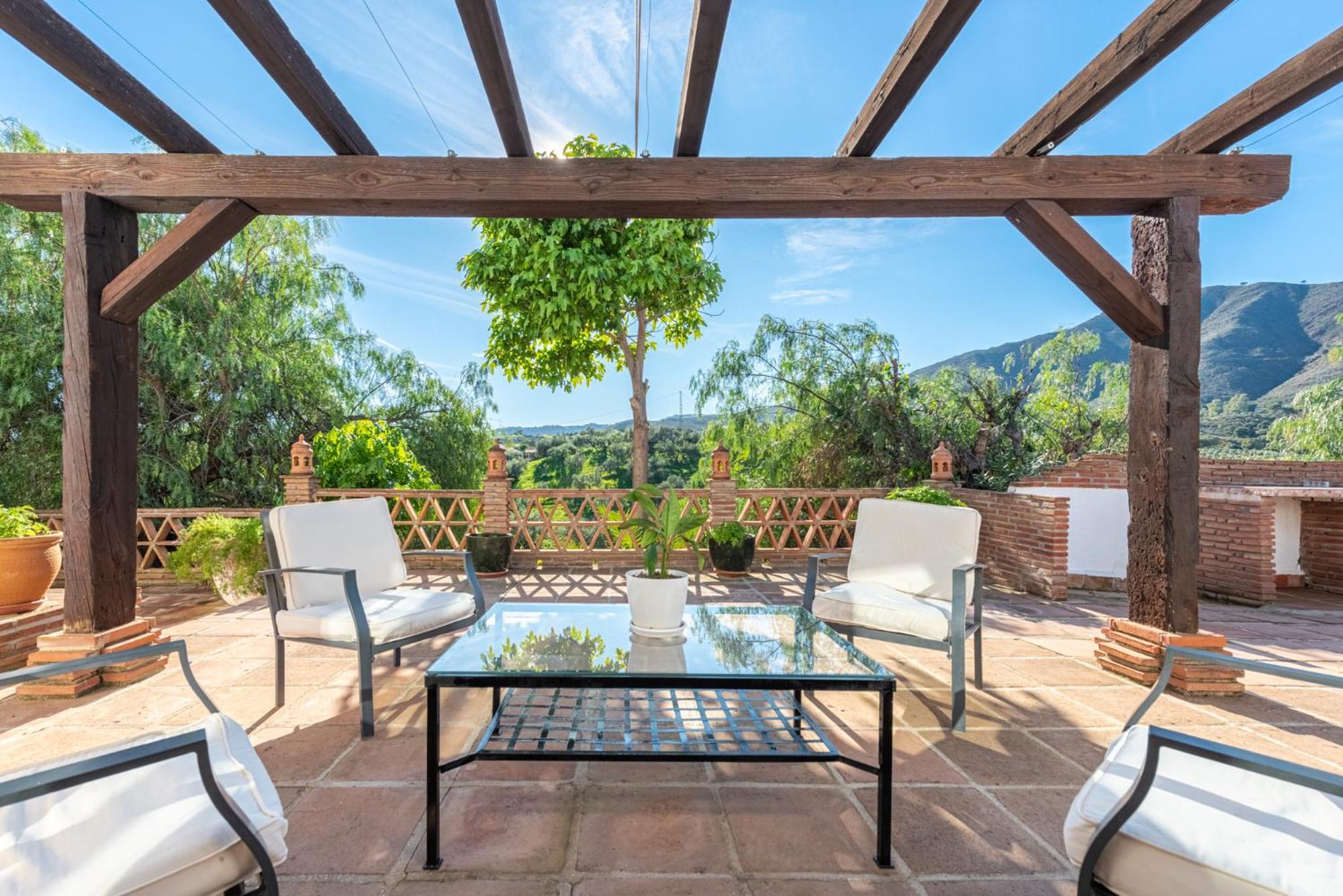 Gorgeous Spanish Chalet, Pool And Views * Málaga