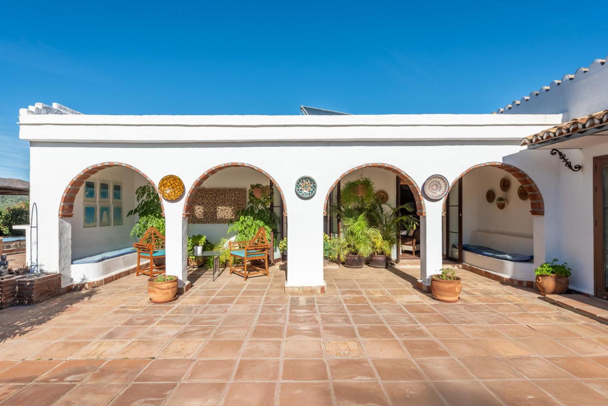 Gorgeous Spanish Chalet, Pool And Views Chalet Málaga