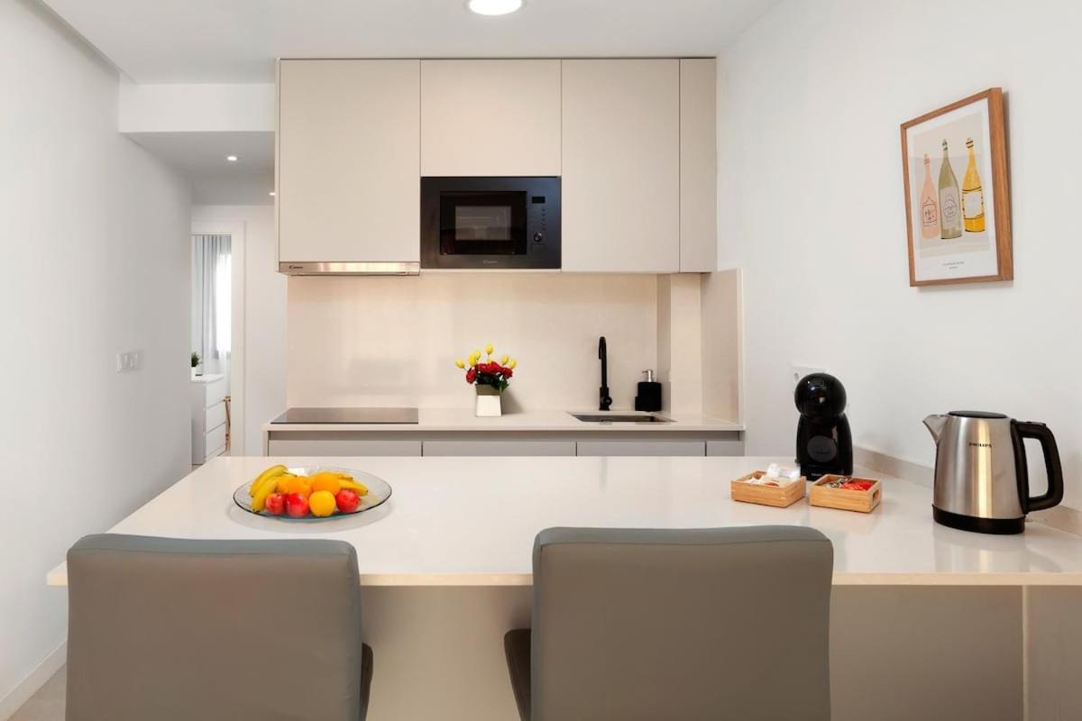 Sea View & Private Terrace In The Heart Of Malaga! Apartamento