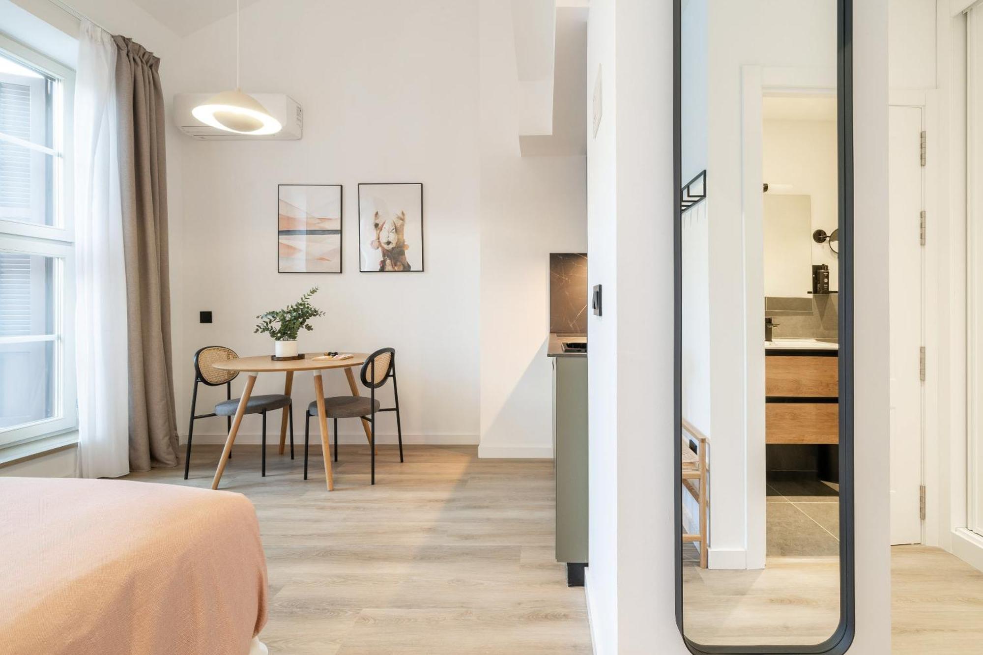 Limehome Calle Victoria