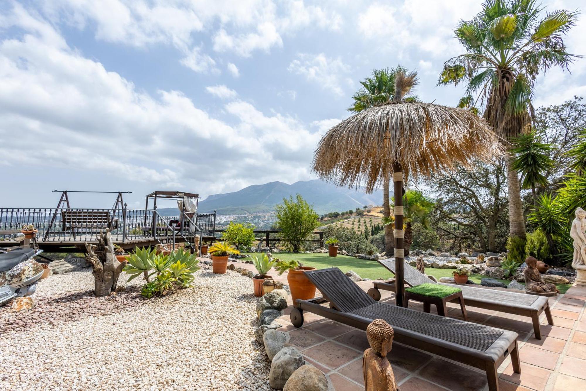 Сasa de vacaciones Luxurious Private Pool Hottub & Fireplace