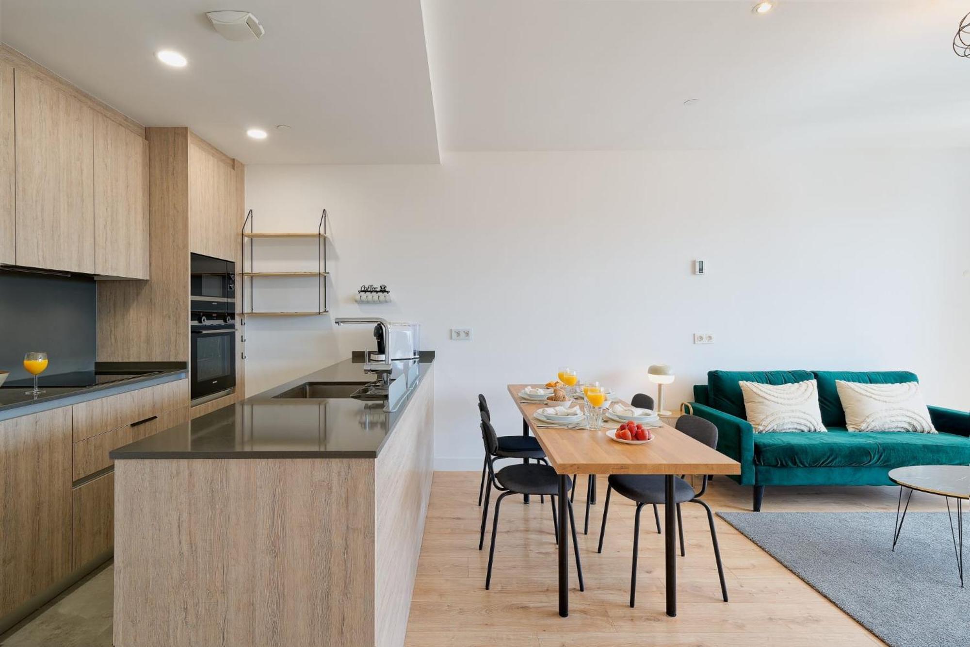 Apartamento Luxury Tower Pool&free Parking 10 Min To Historical Center *