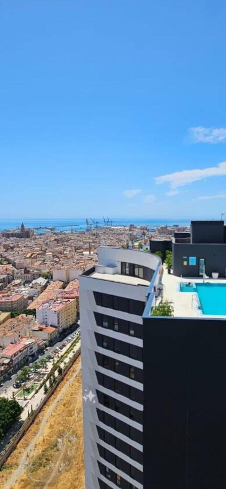 Luxury Tower Pool&free Parking 10 Min To Historical Center