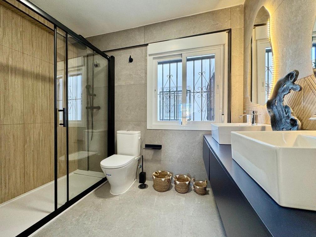 Elegance In The Heart Of *