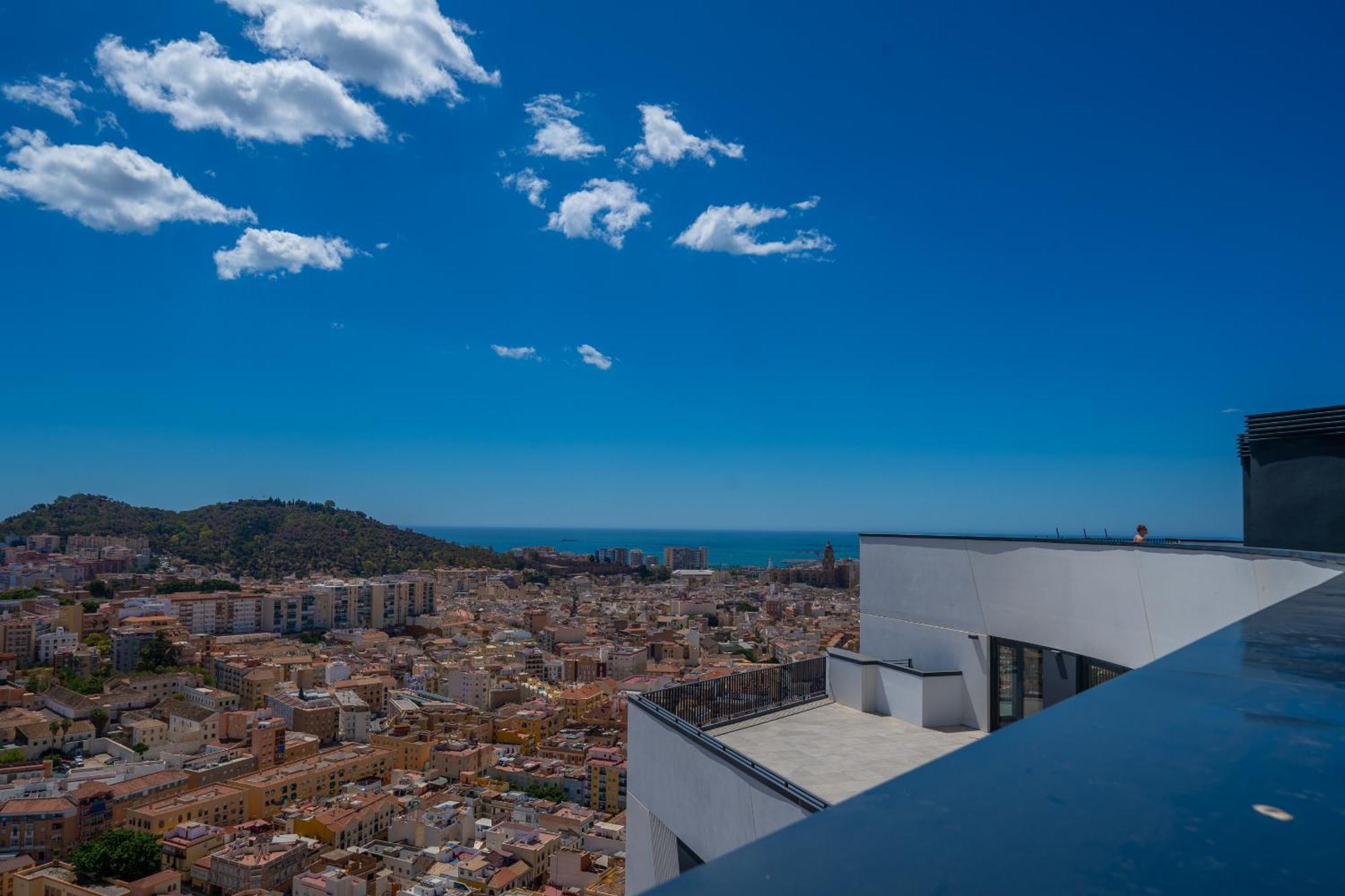 Xpce Urban 13 Skyline - Parking Free Apartamento