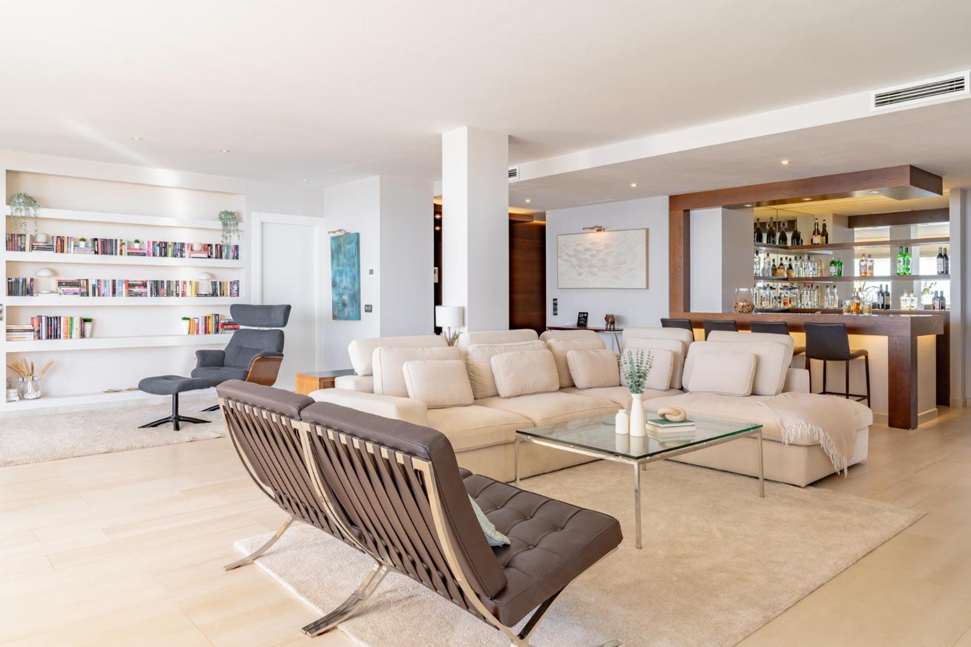 Infinity Blue Penthouse *