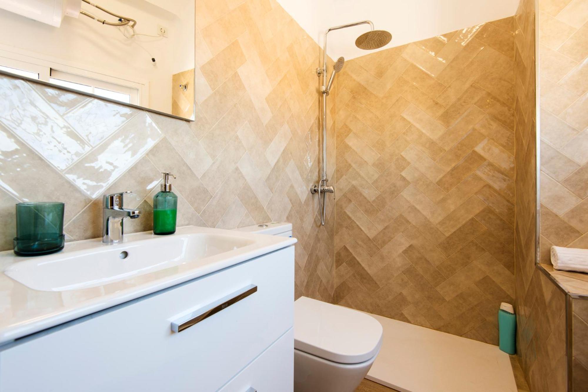 New For Couples Center Tour *