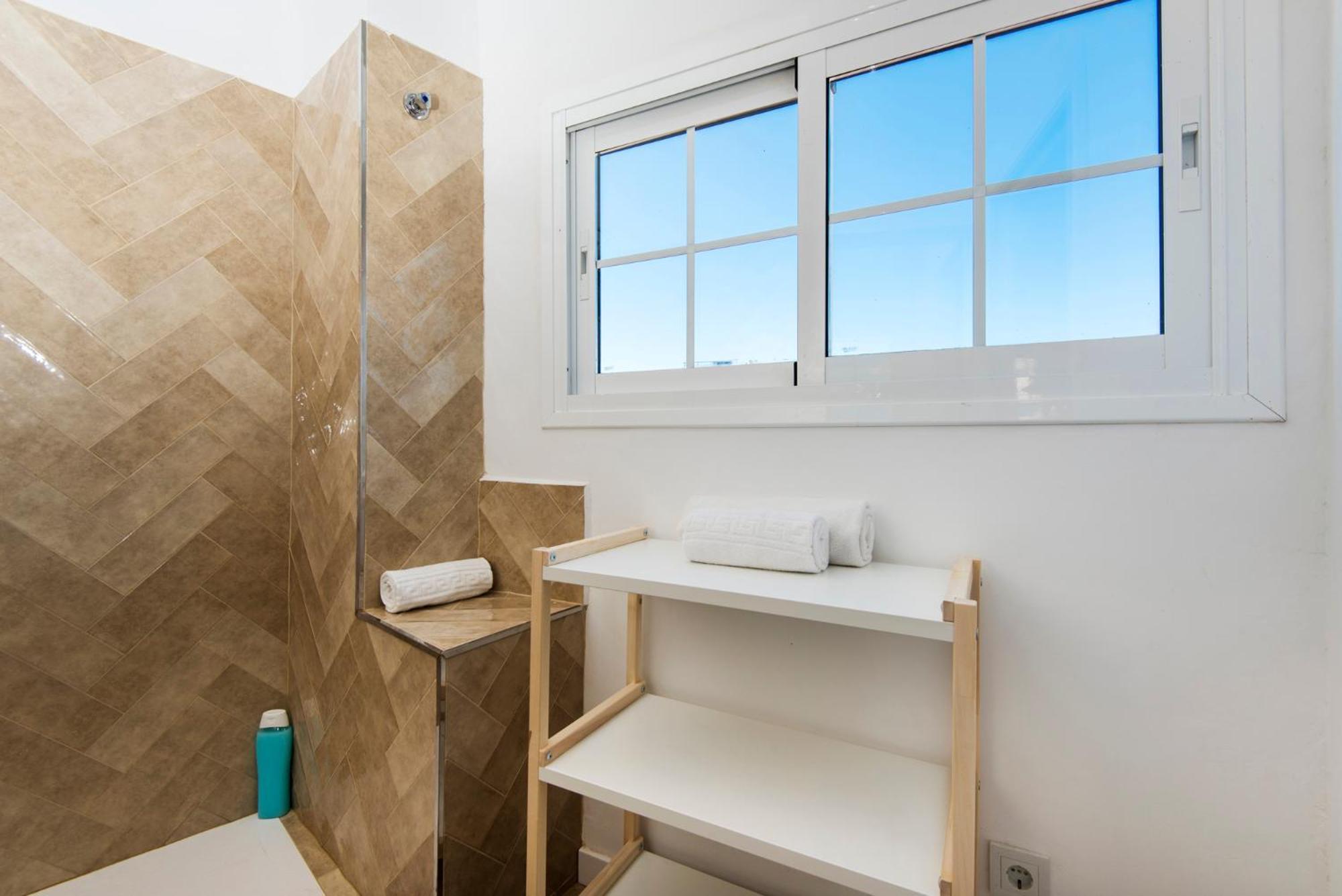 New For Couples Center Tour Málaga