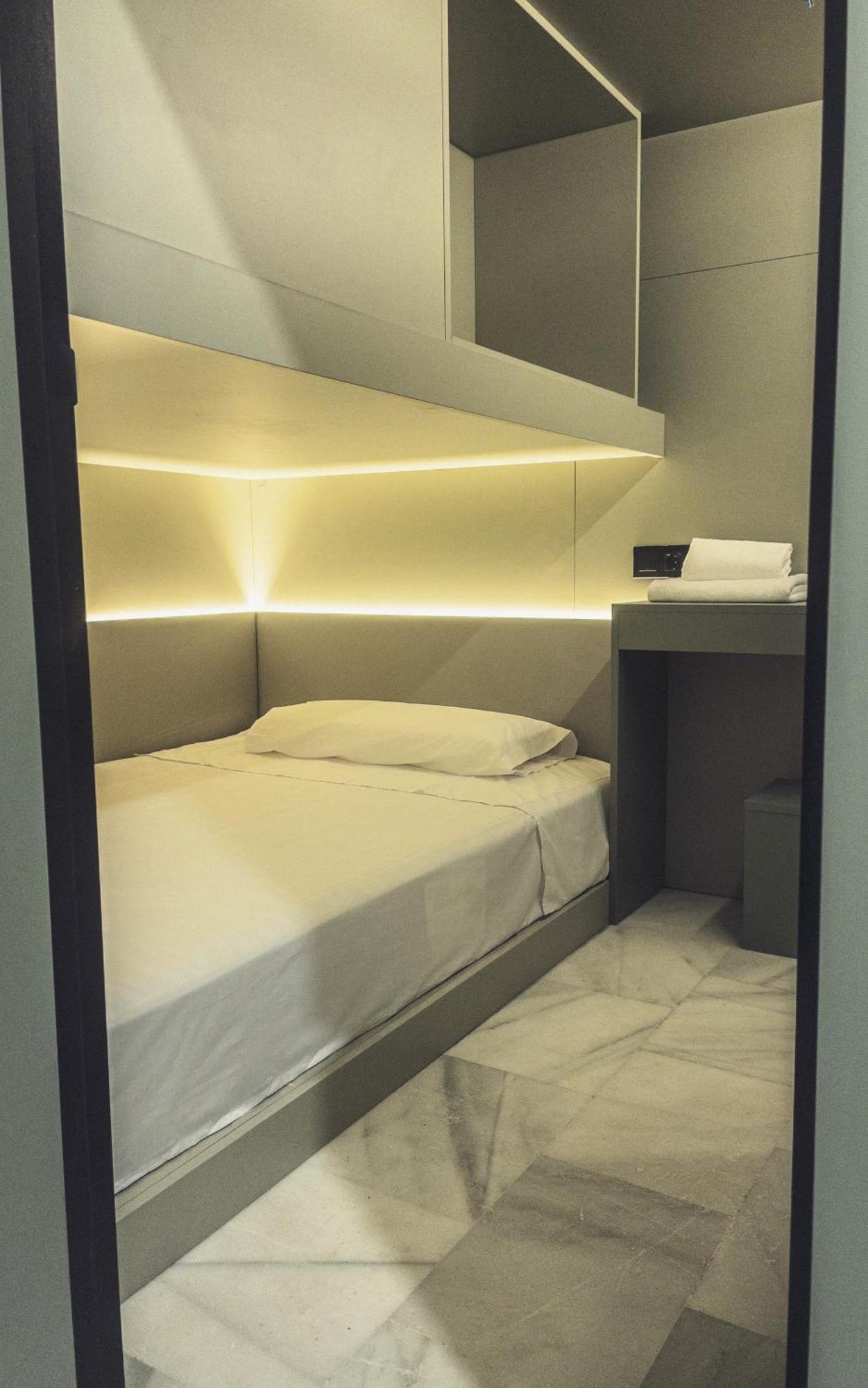Hotel cápsula Superlativo Trinidad Málaga