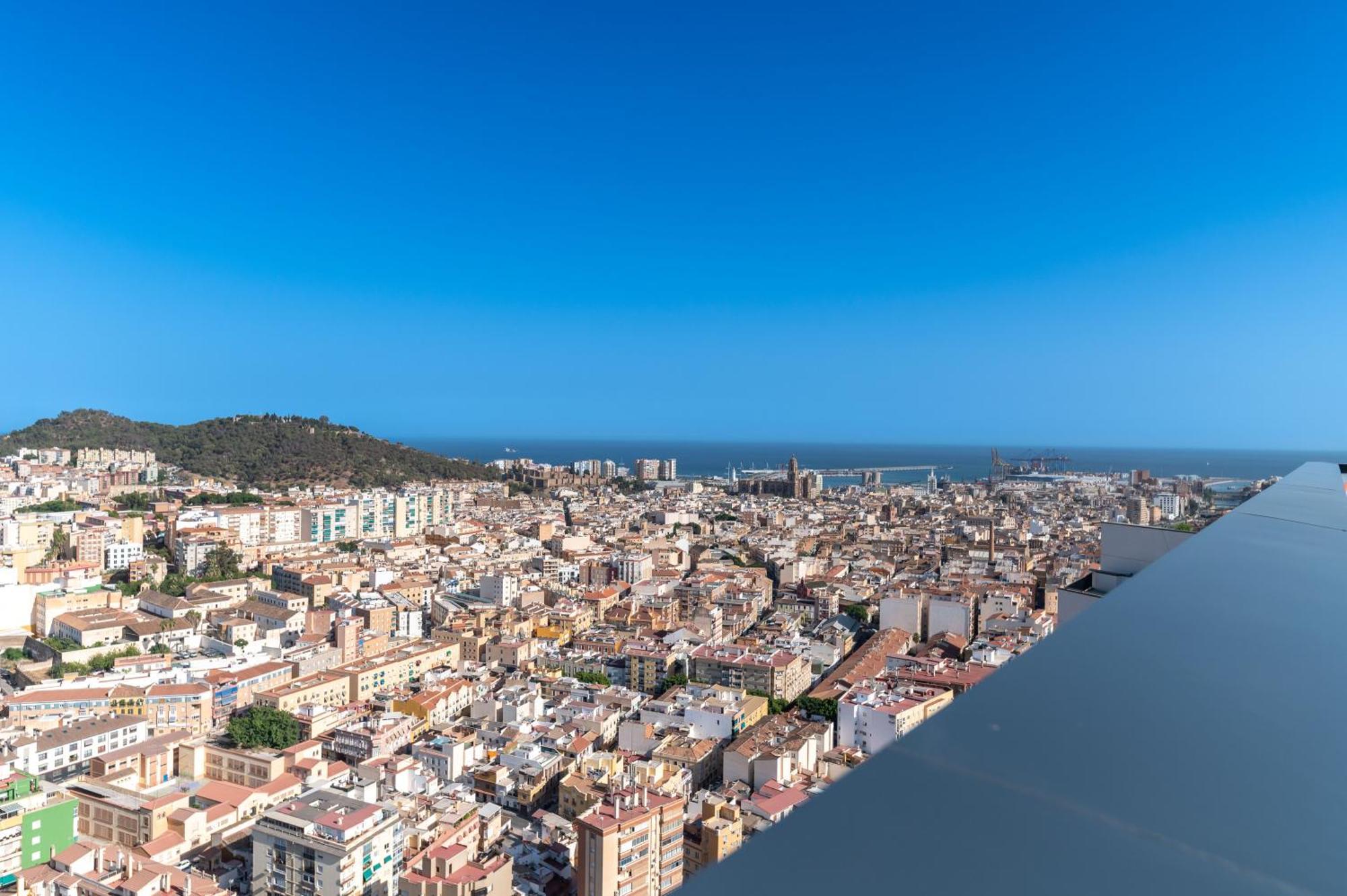 Xpce Urban 14 Skyline - Parking Free Malaga