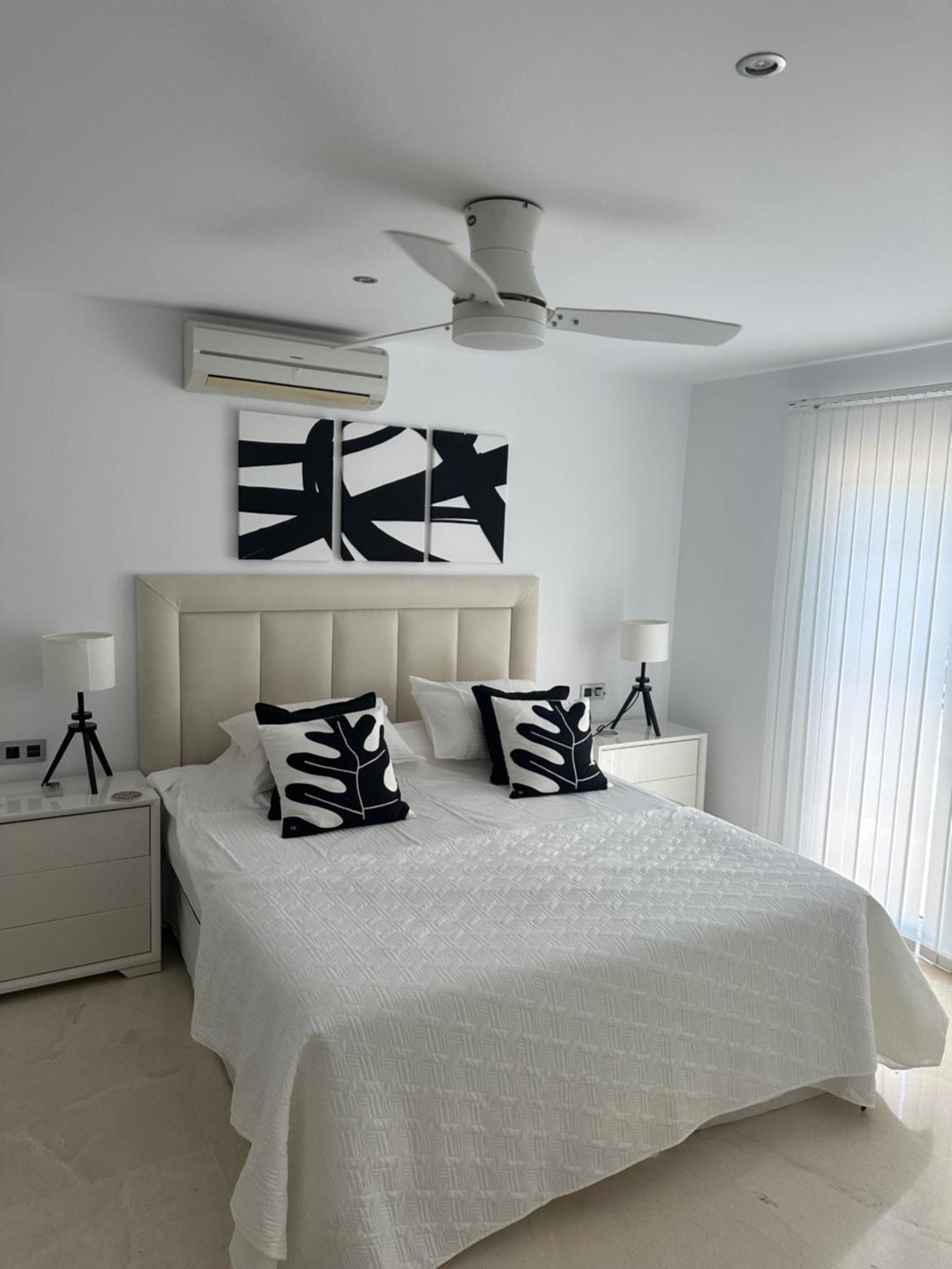 Palmeras With Heated Pool, La Cala De Mijas *
