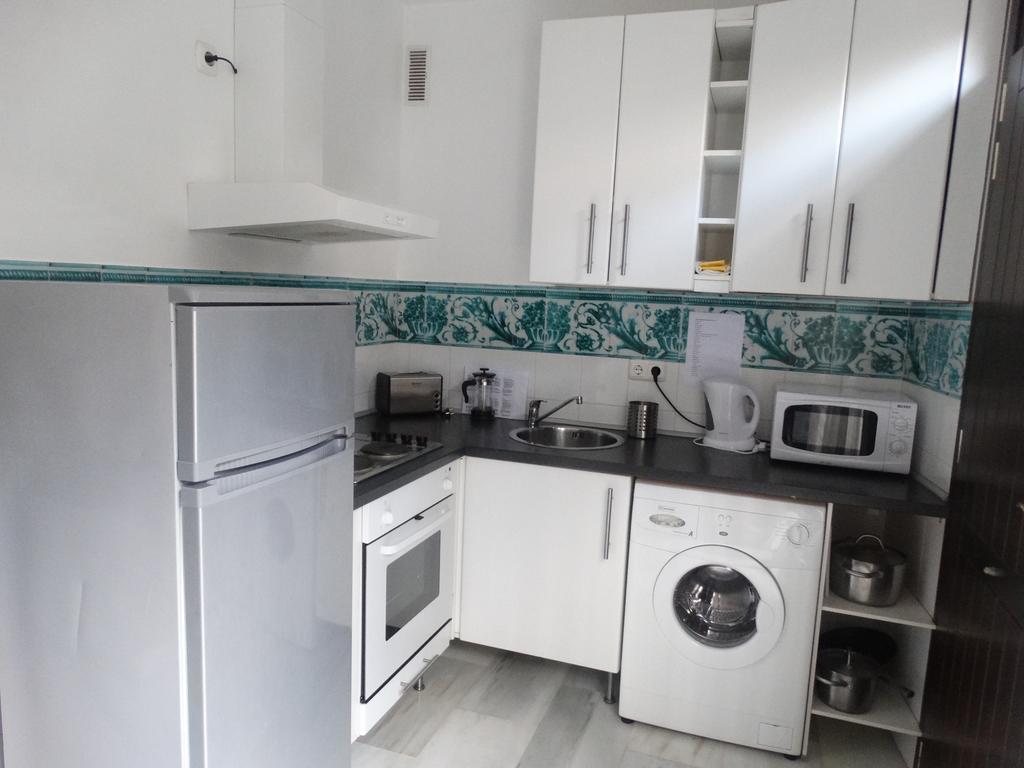 - Jinetes, 13 * Malaga