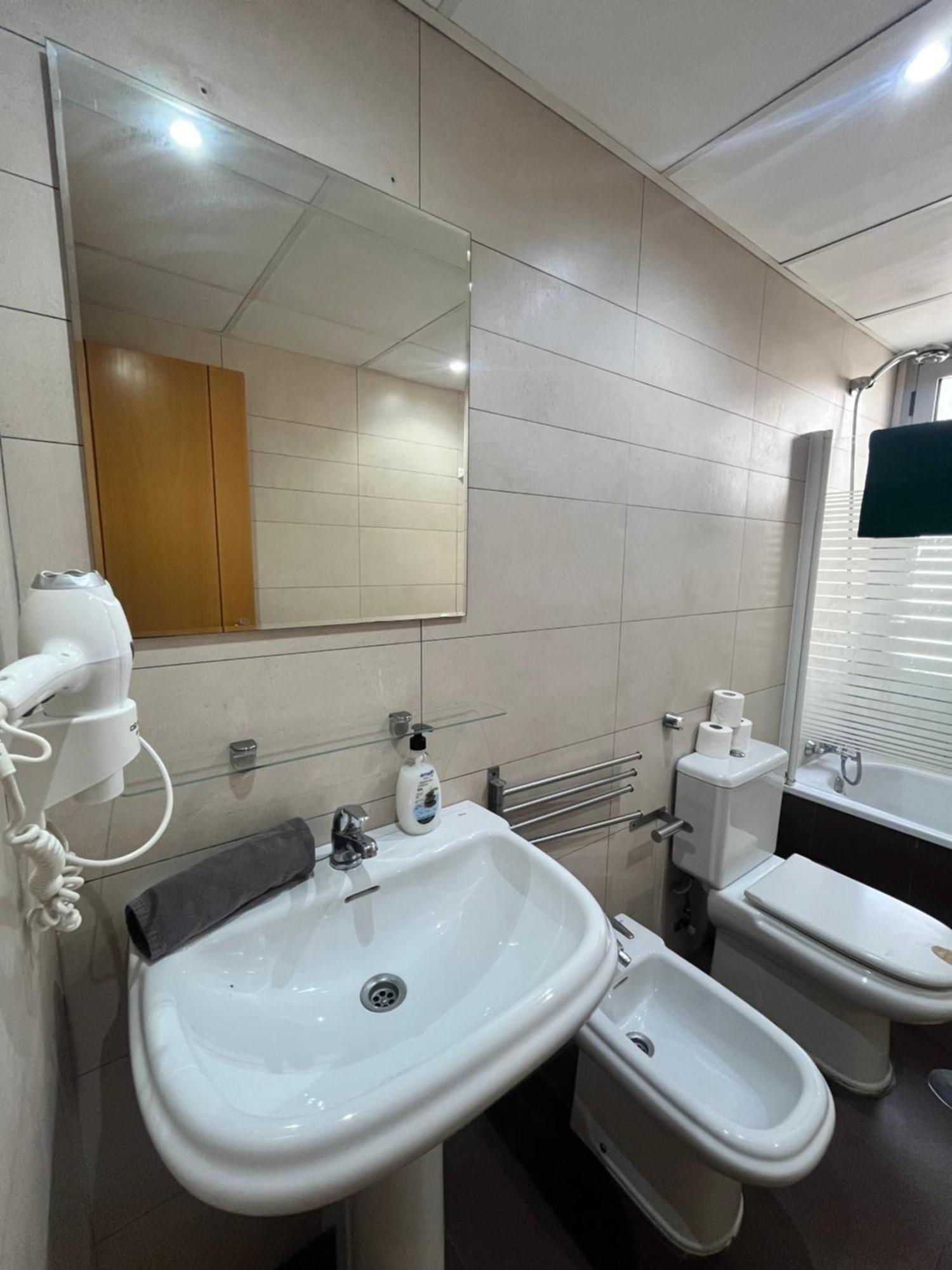 Apartamento Deluxe With Parking - Carlos Haya Málaga