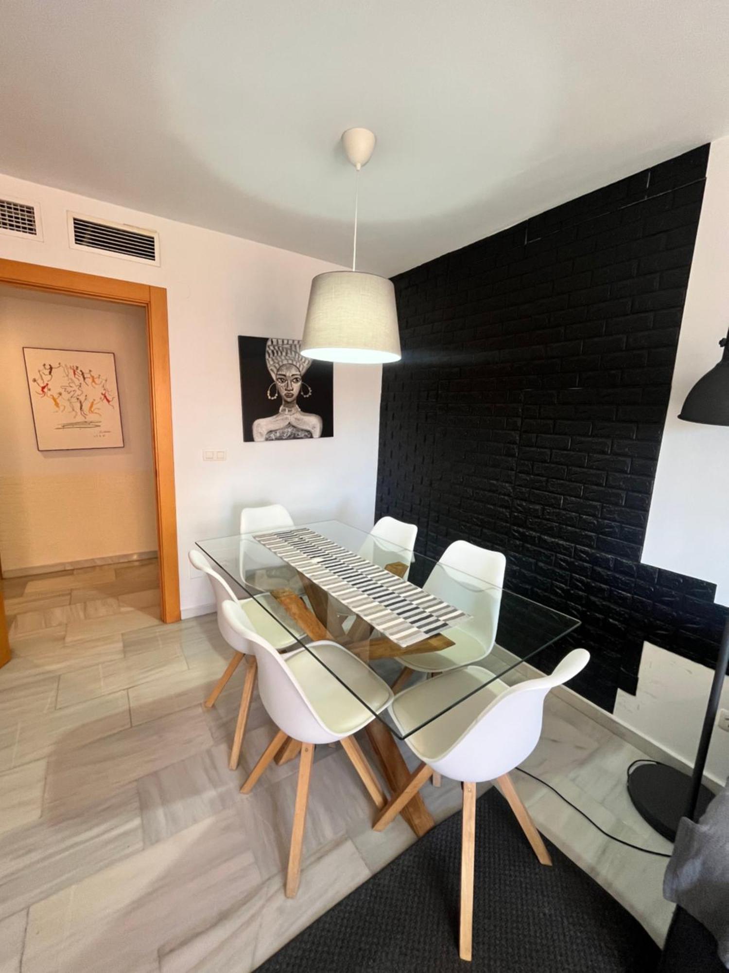 Apartamento Deluxe With Parking - Carlos Haya *