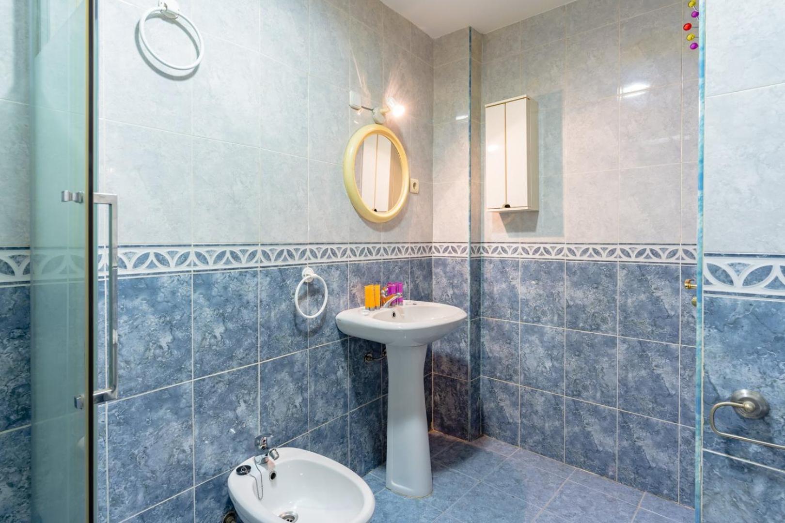Guestready - Bella Casa En La Plaza De La Merced Malaga