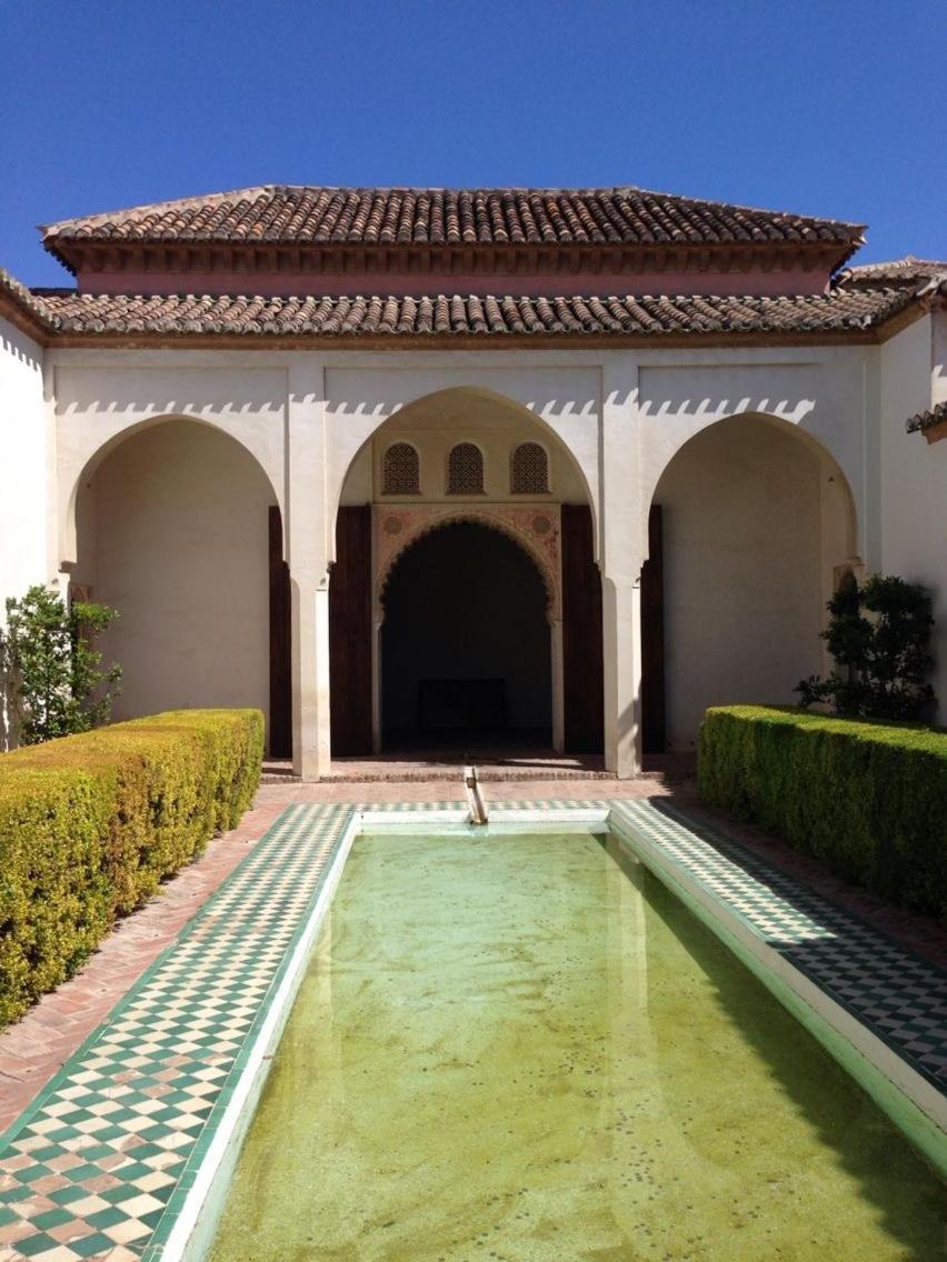La Bella Escondida Piscina Campo De Golf Solarium Y Parking En Centro Historico *