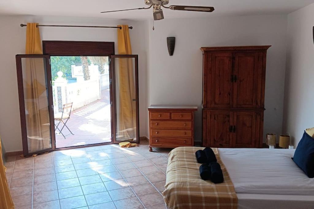 Villa Casa Hermosa Mijas- 7 Bedroom Villa-sleeps 14
