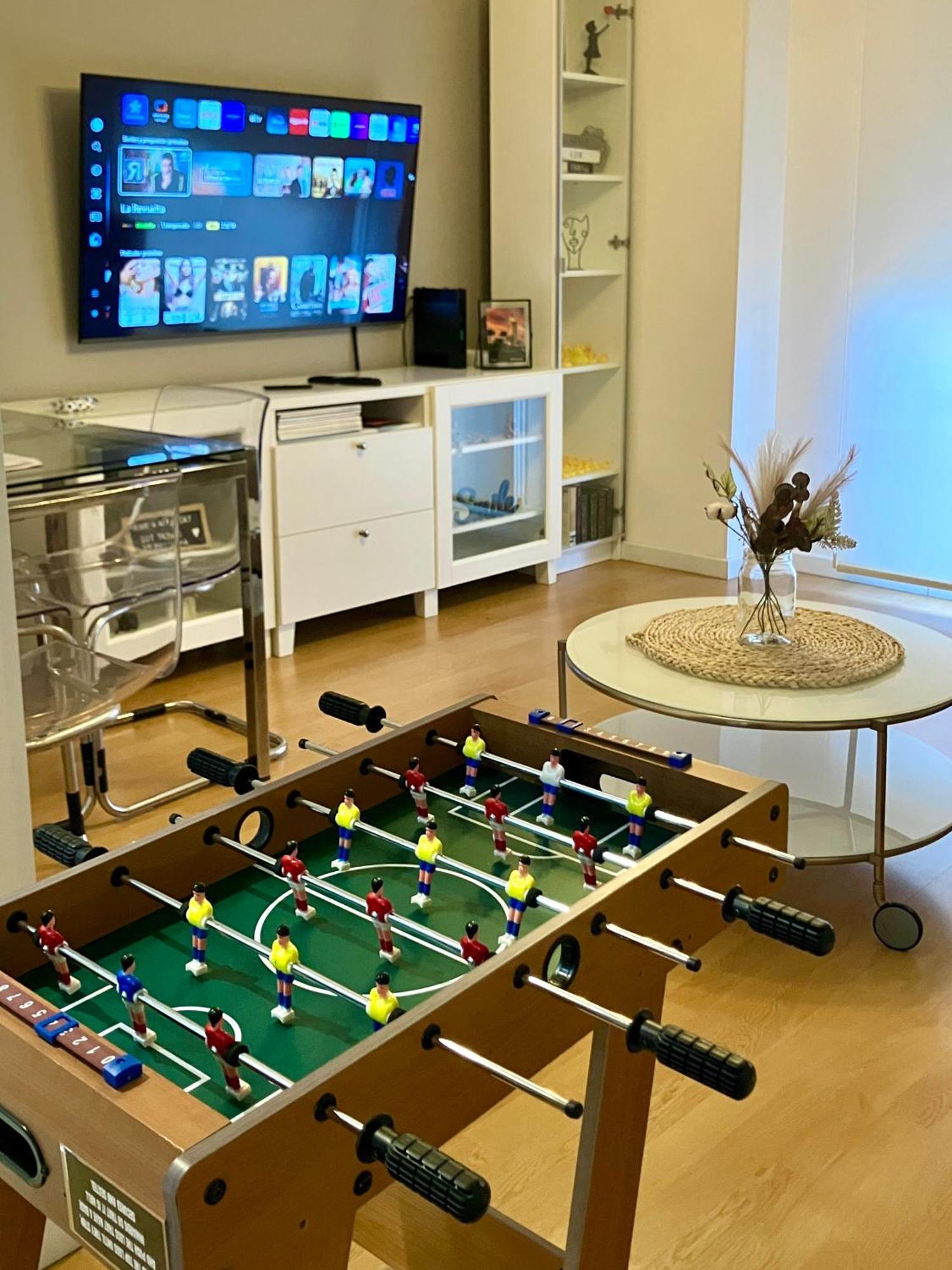 Maravilloso Centrico De 70m2, Jardin Propio 40m2 Con Piscina Ninos Y Parking Opcional Apartamento