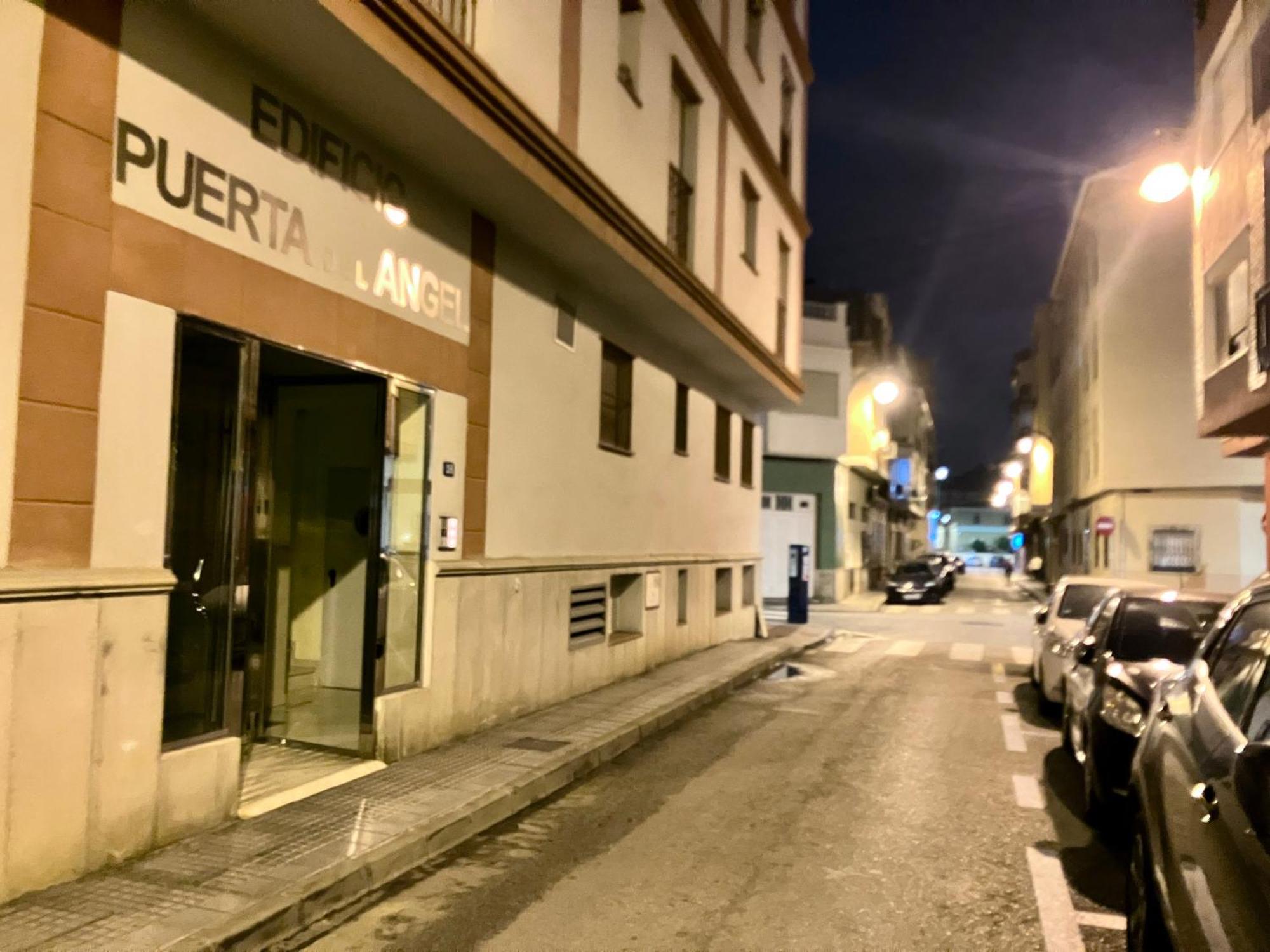 Maravilloso Centrico De 70m2, Jardin Propio 40m2 Con Piscina Ninos Y Parking Opcional Apartamento *