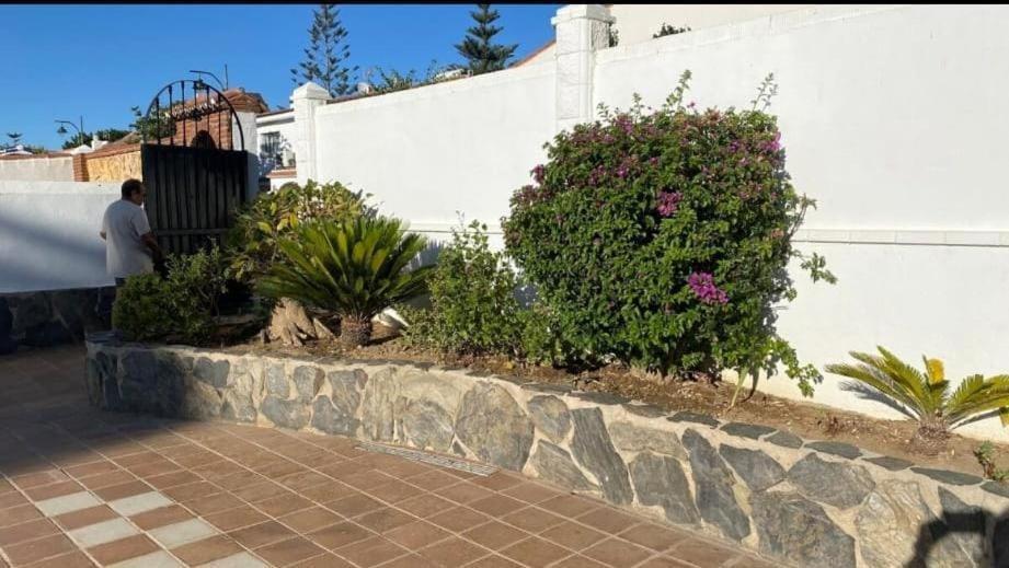 Apartamento Fantastico Con Piscina Comunitaria Junto Al Mar En *