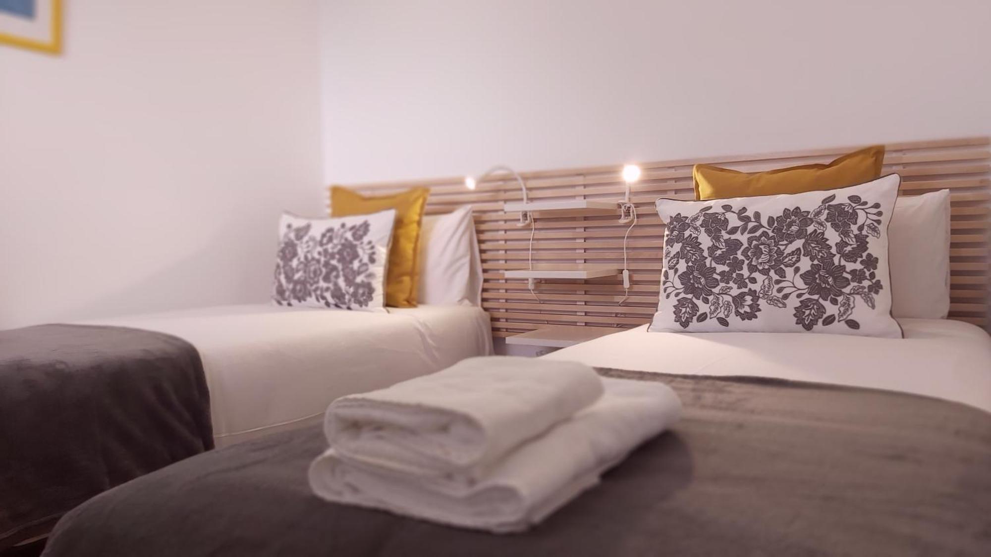 Interpares Swimmingpool By Del Parque Flats * Malaga