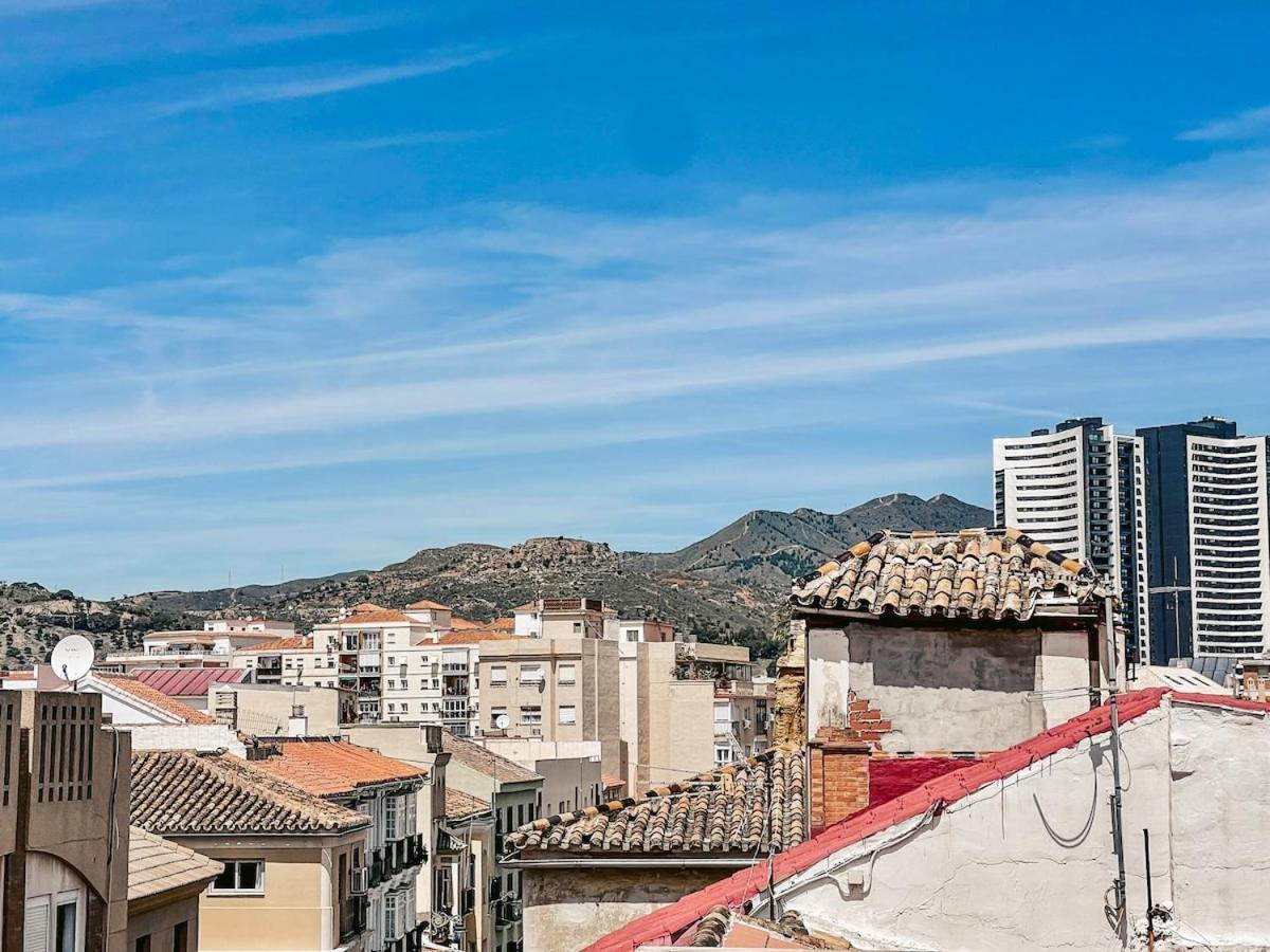 Harmony Free Garage Shared Roof Terrace *
