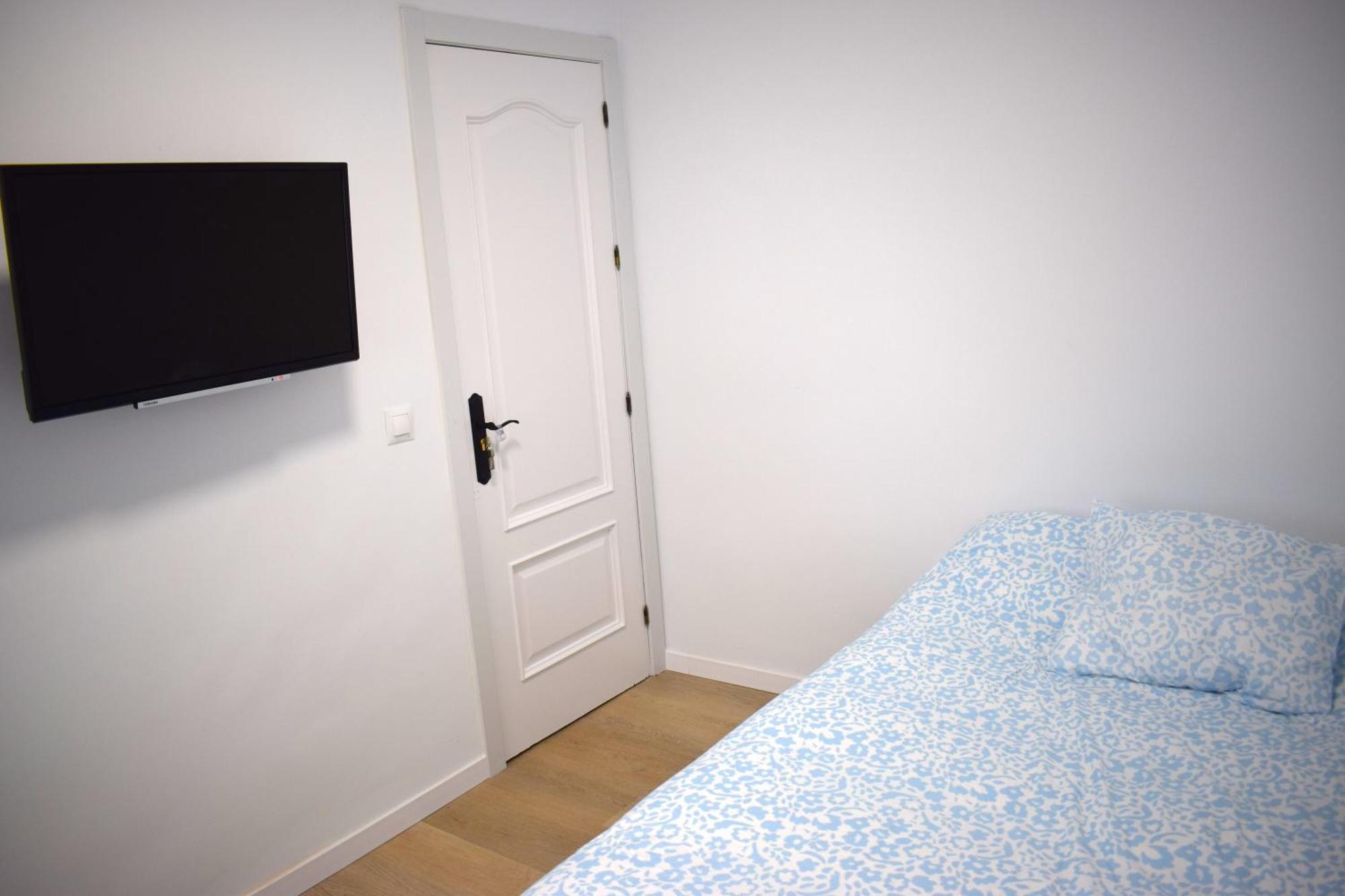 Bueno, Bonito Y Barato Apartamento Málaga