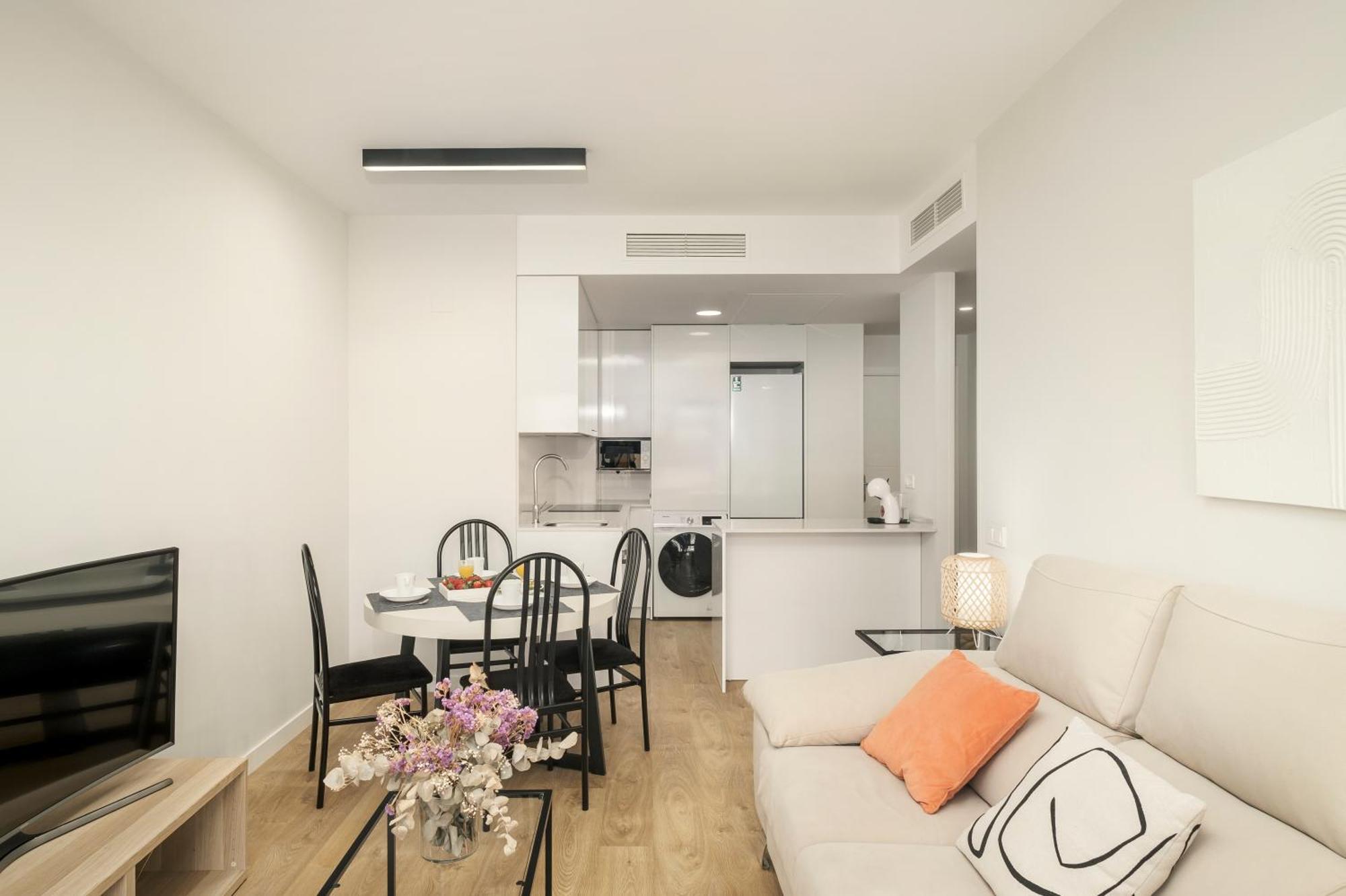 Apartamento De Lujo En La Malagueta Con Piscina Y Garaje *
