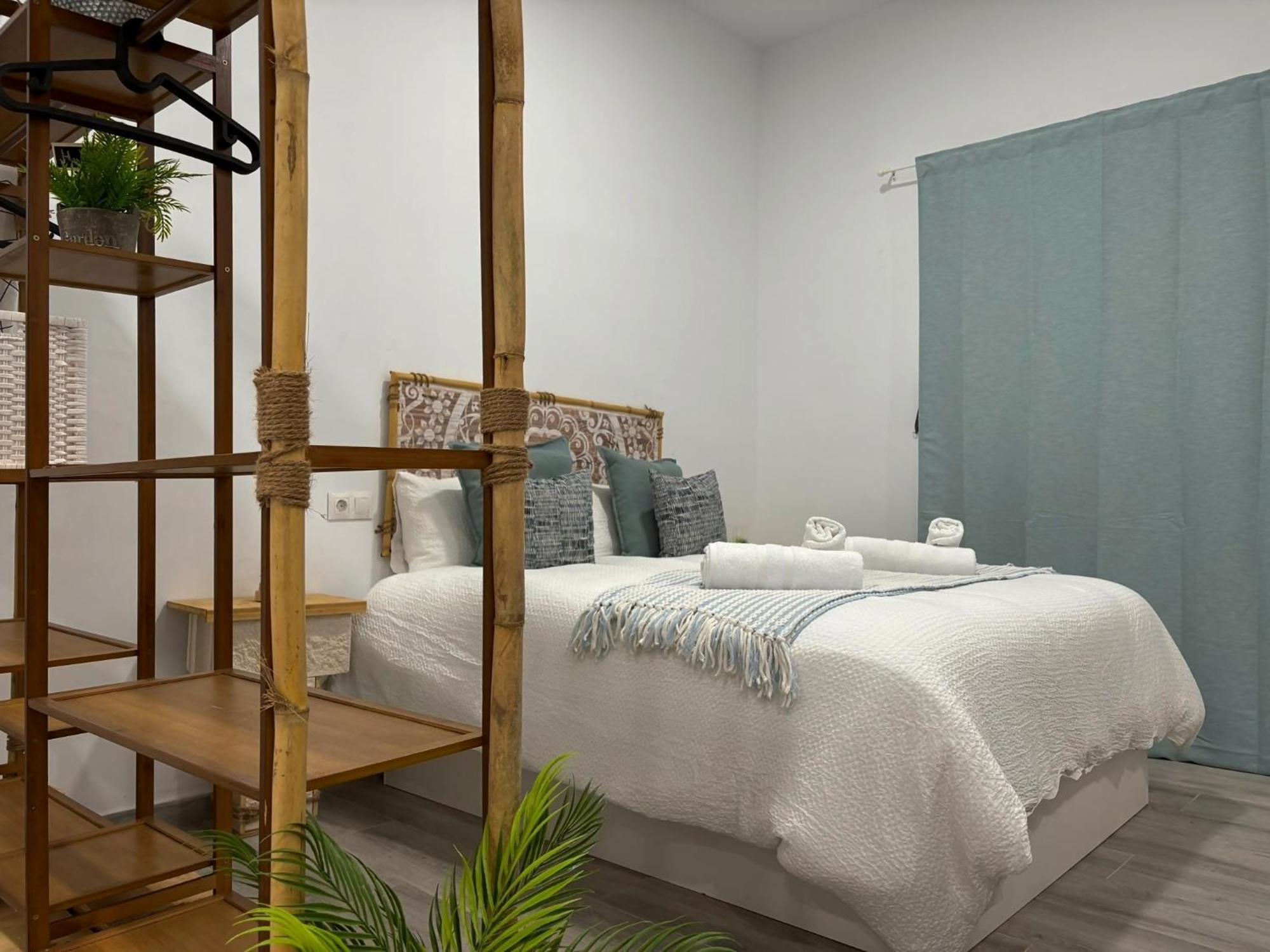 Refugio Del Madrono Estudio Moderno En Apartamento