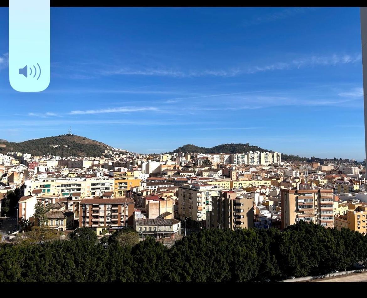 Luxury Tower Pool&free Parking 10 Min To Historical Center Apartamento *