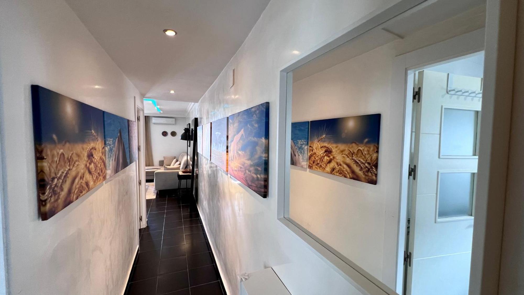 Cool, Modern And Snug 3br Peachy *