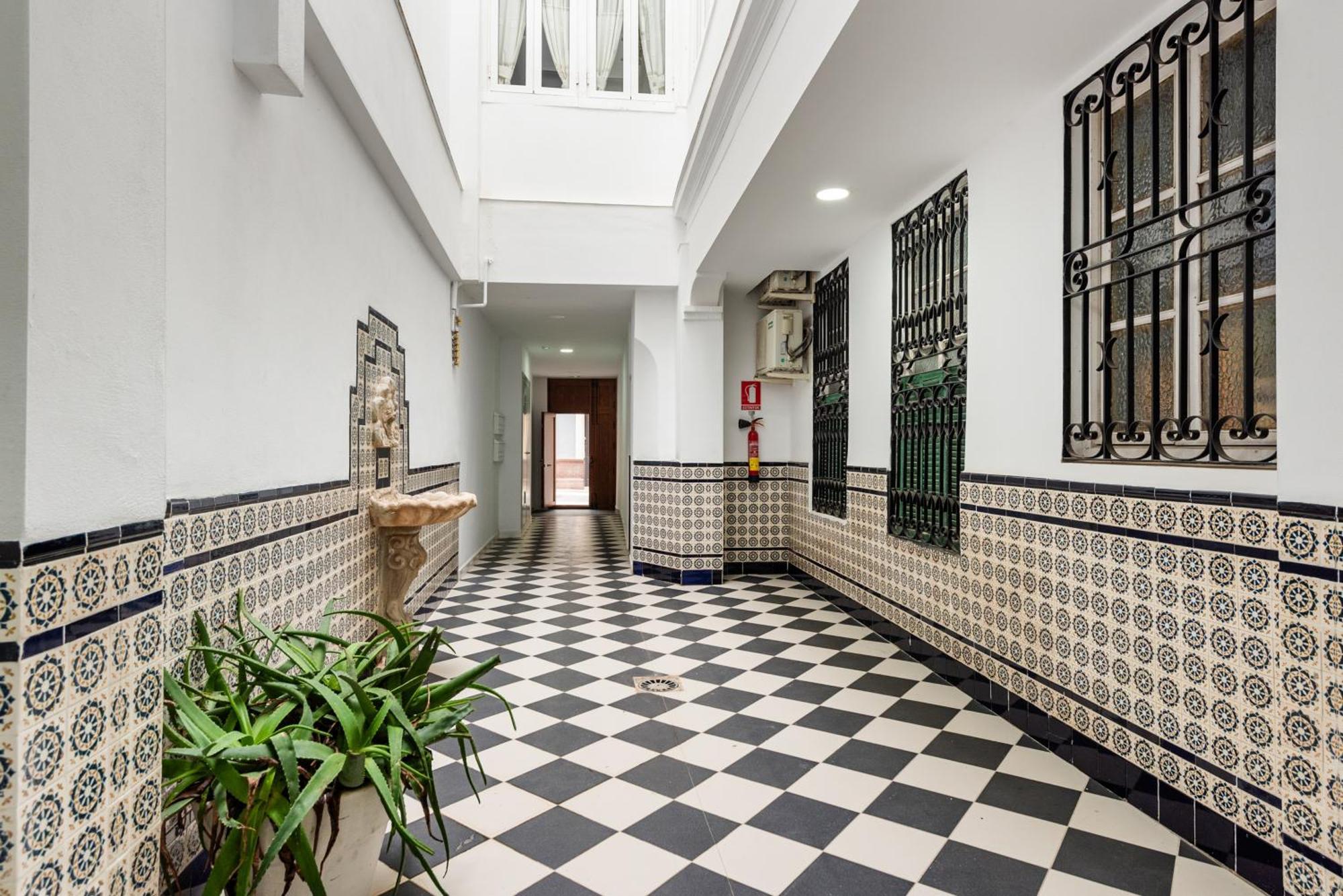 1 - Centrico - 5 Minutos A Pie Calle Larios Apartamento *