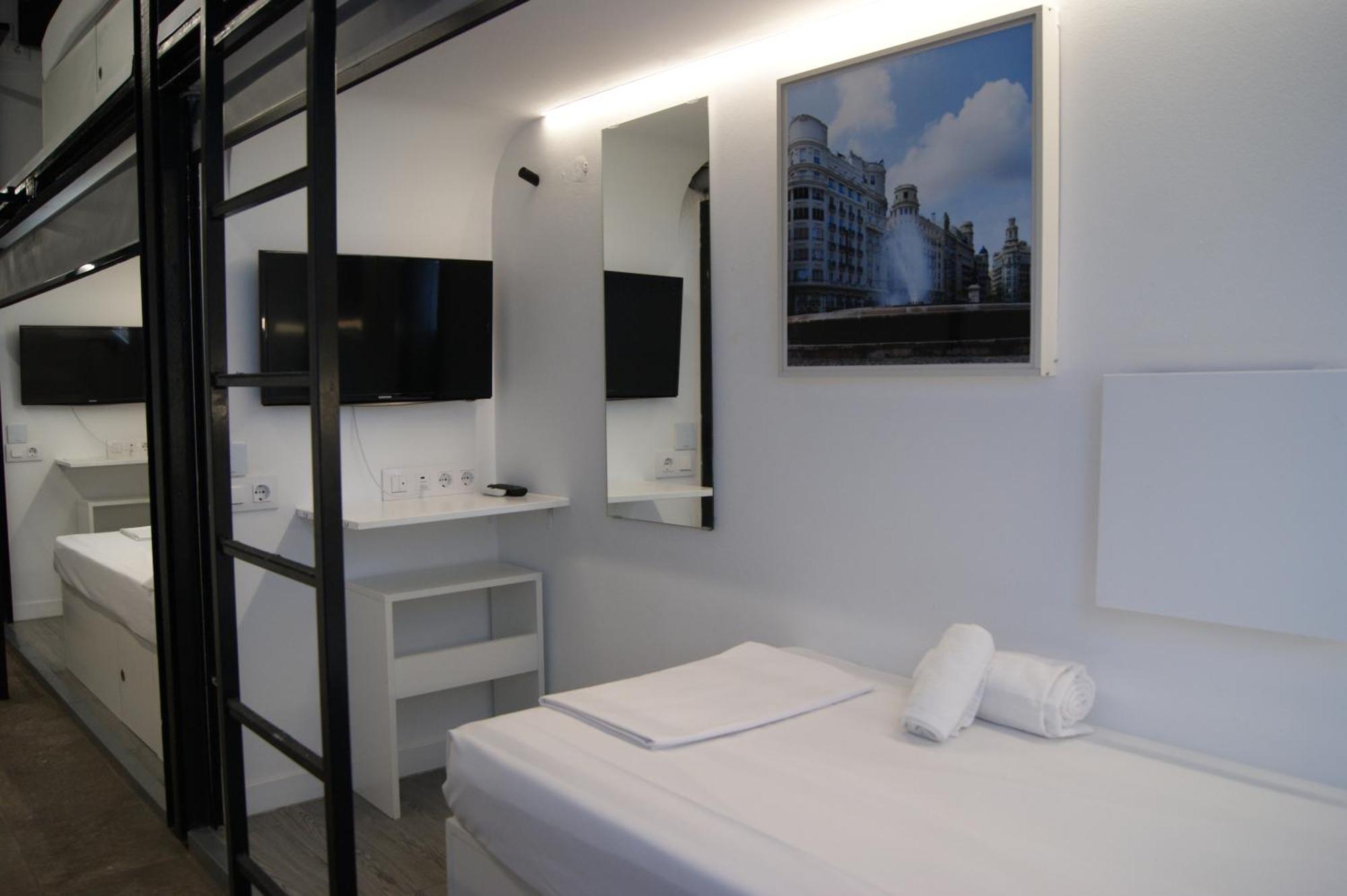 M Pods Capsule hotel
