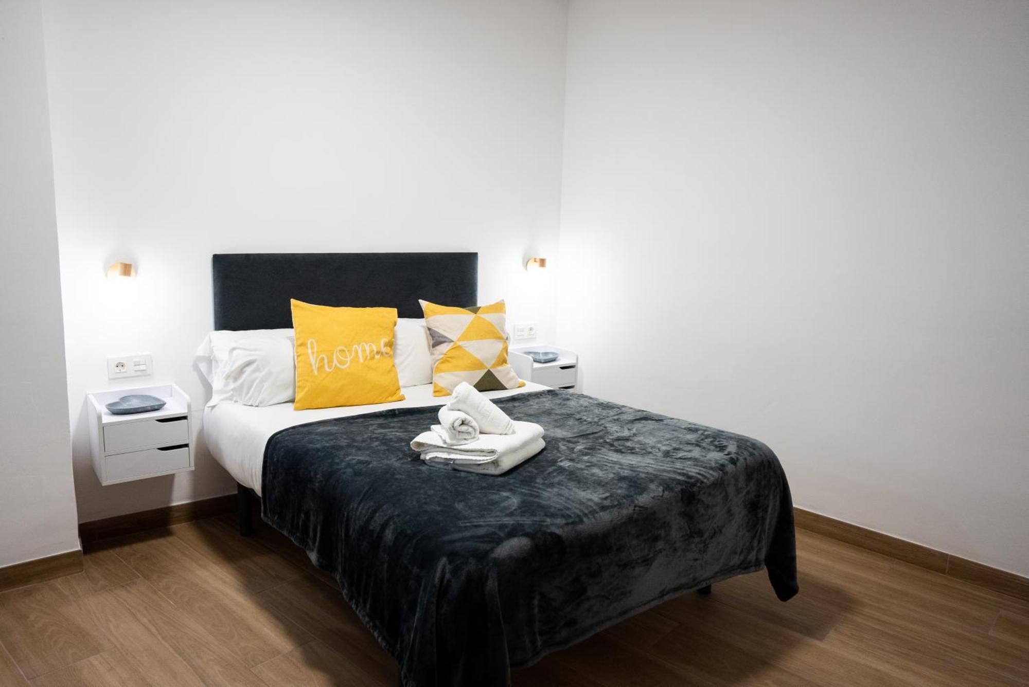 Apartment Fun Building By Homeabout Malaga