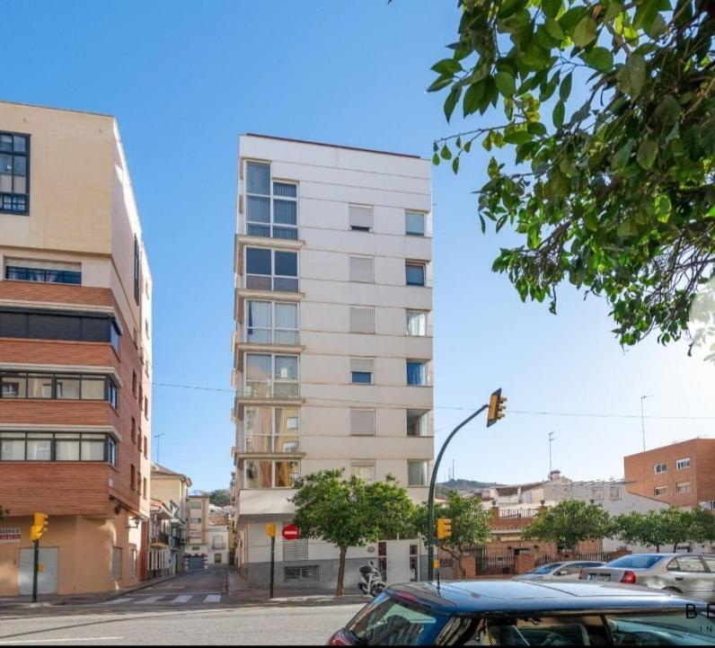 Modernes In Centro Mit Terrasse, Kingsize-bett , Ac Und Schnellem Wlan Apartamento Málaga