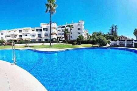 Precioso Céntrico Y Con Piscina Salada Apartamento *