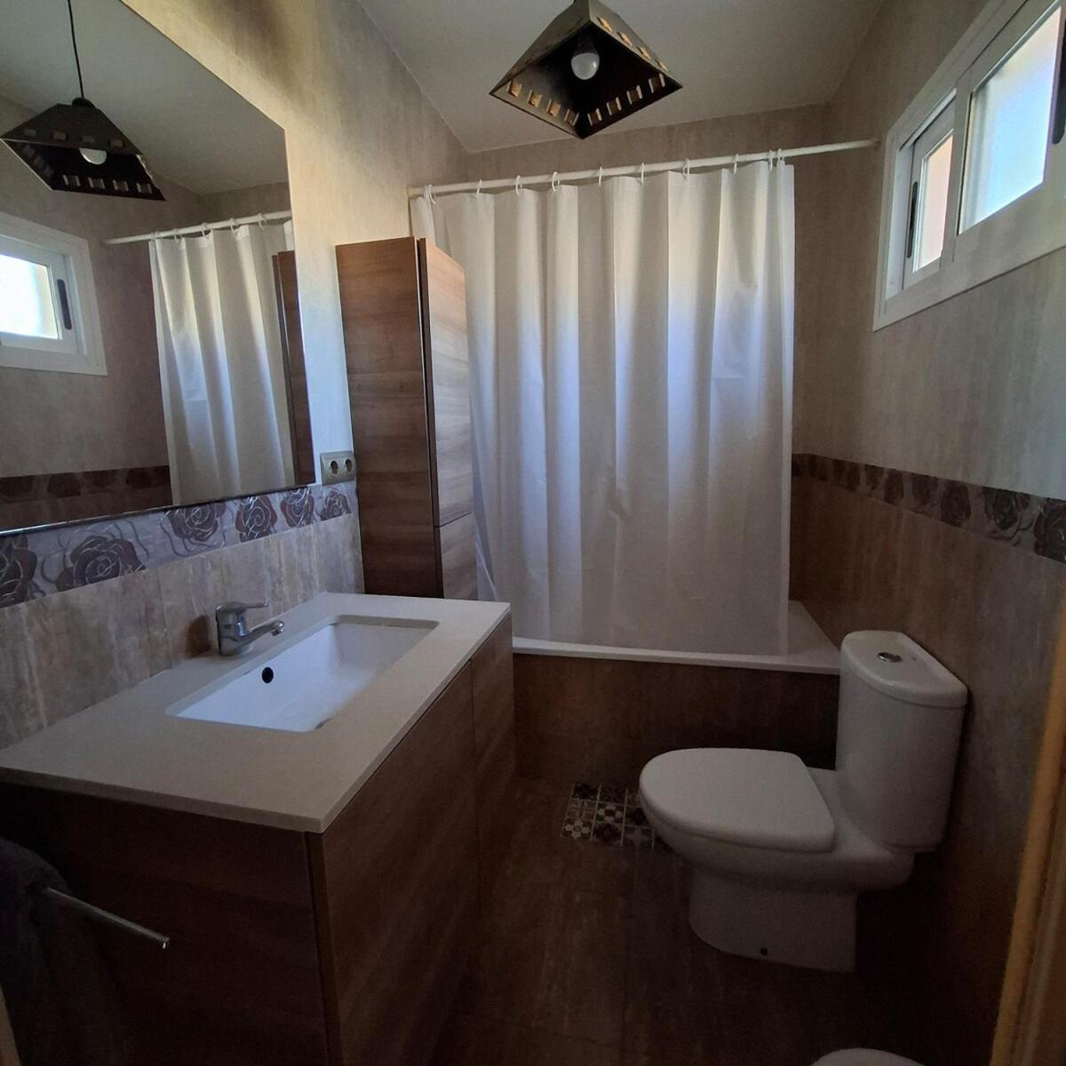 Casita A 200 Metros De La Playa Con Acceso A Todo Apartment Malaga