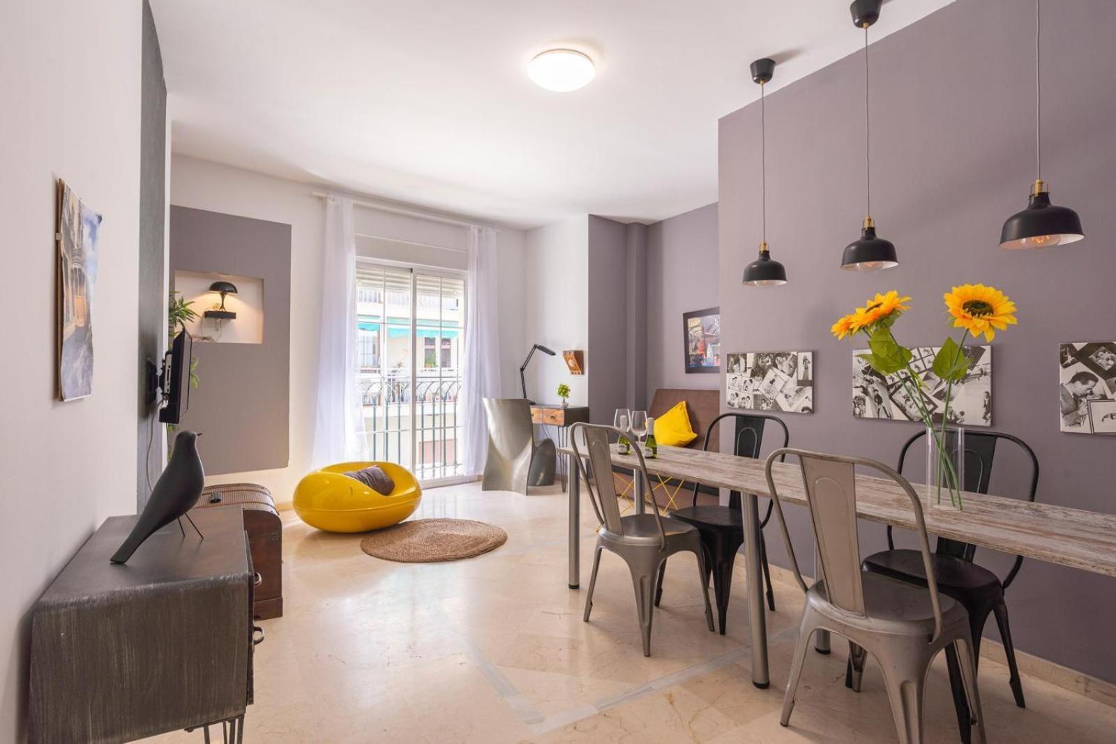 New Gr1-flat Xl In Center For Big Families