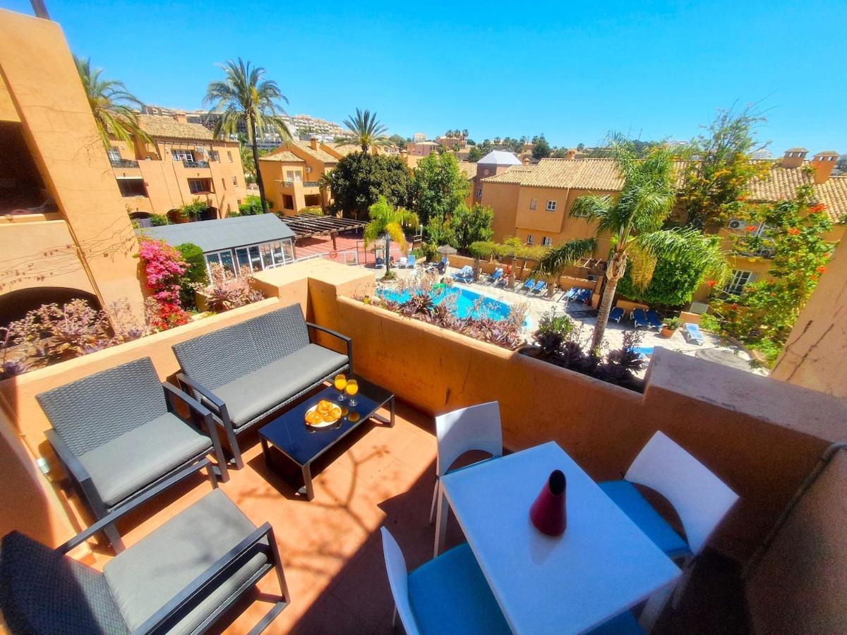 Evans Realty Ak Urb Oasis & Golf & Terraza & Piscina Apartamento Málaga