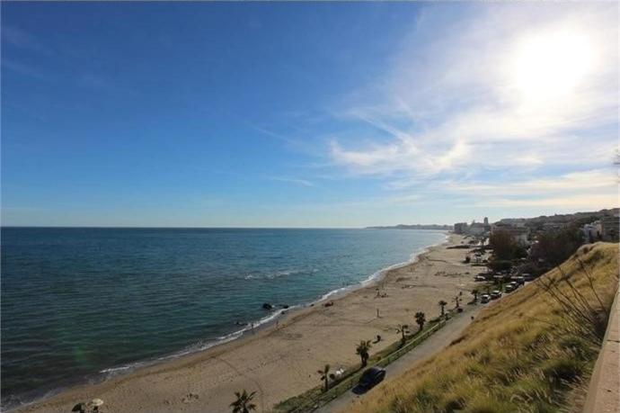 Piso Moderno Con Vistas Al Mar Málaga