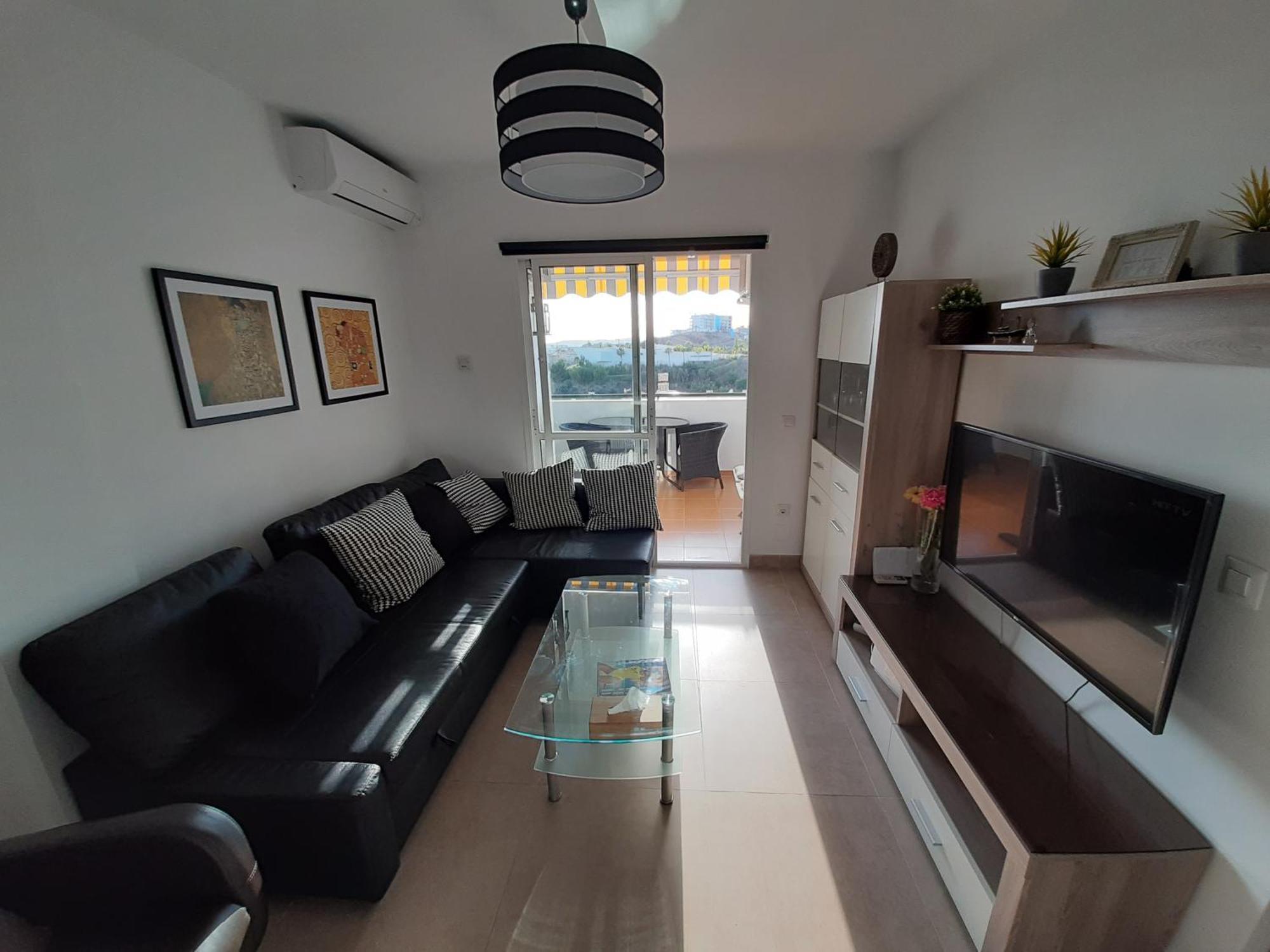 Piso Moderno Con Vistas Al Mar Apartamento