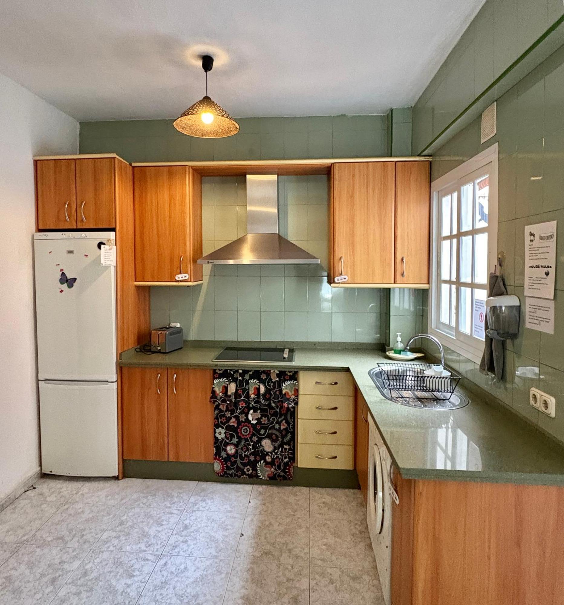 Pensión Habitación En Calle Molino
