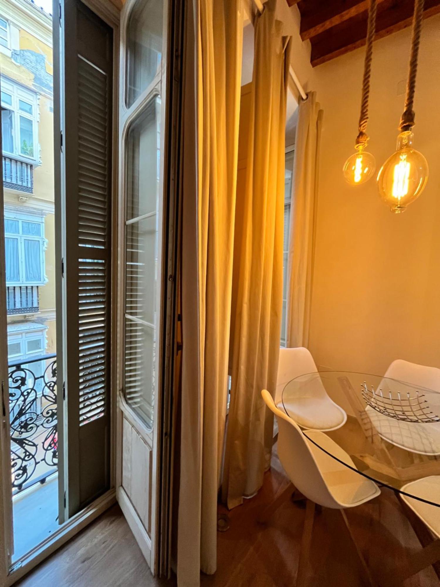 Premium Center Apartment