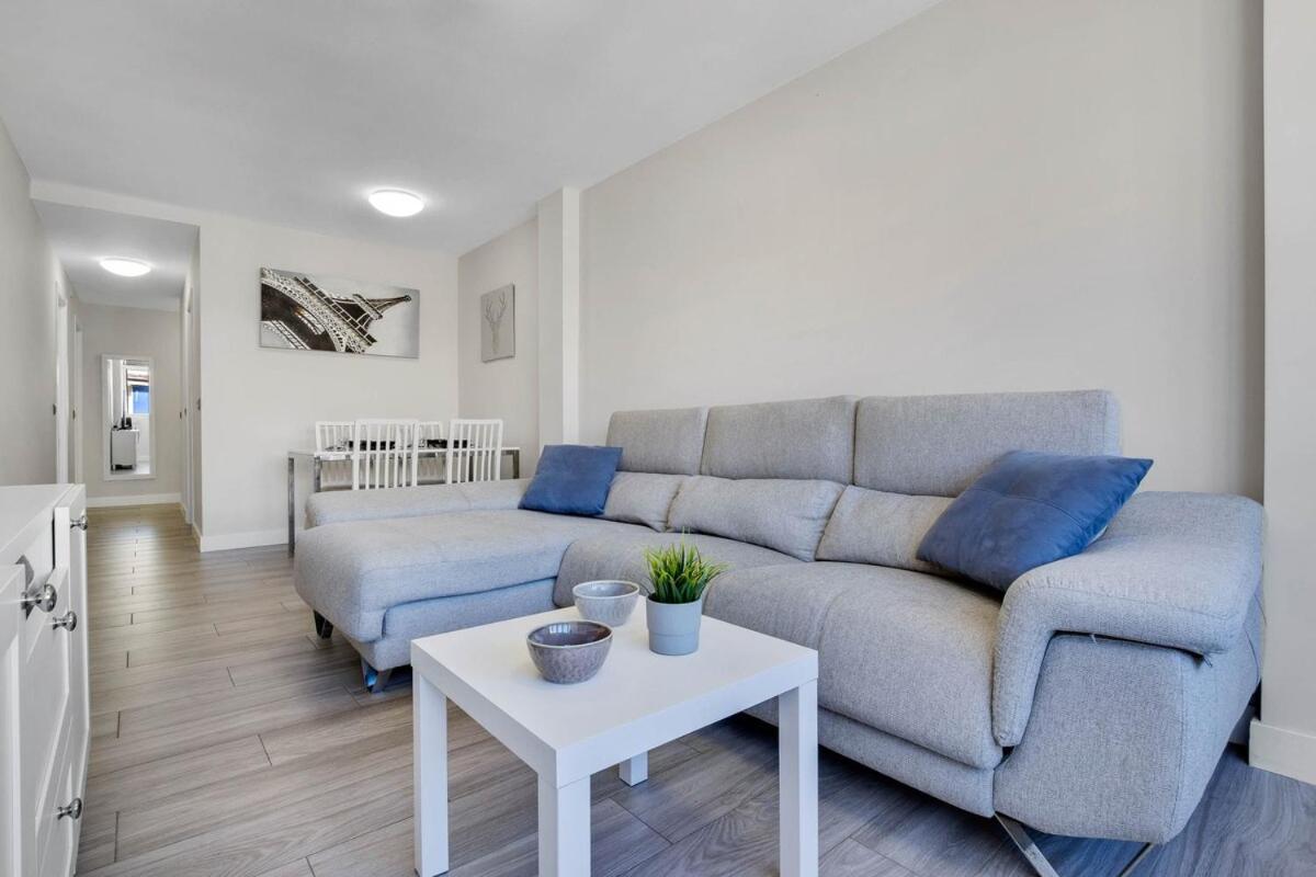 Oeste Apartamento *