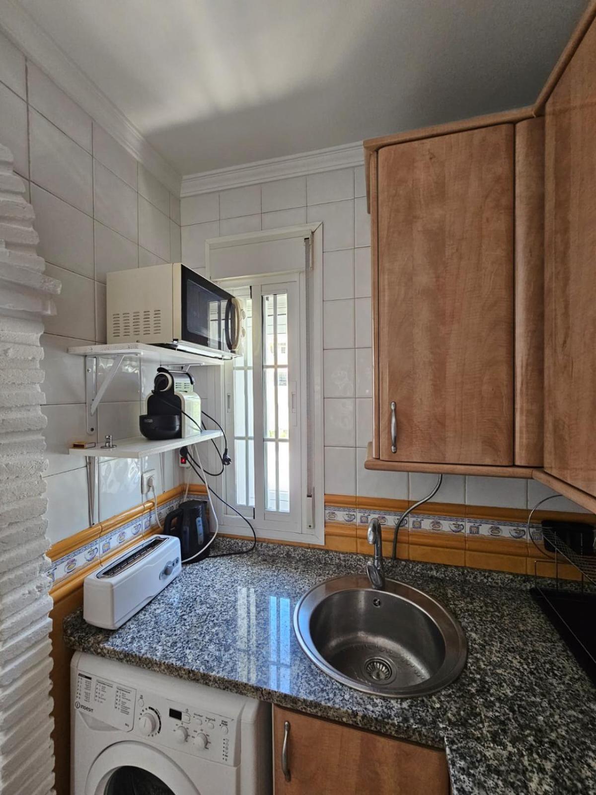 Charming With Terrace And Sun Apartamento