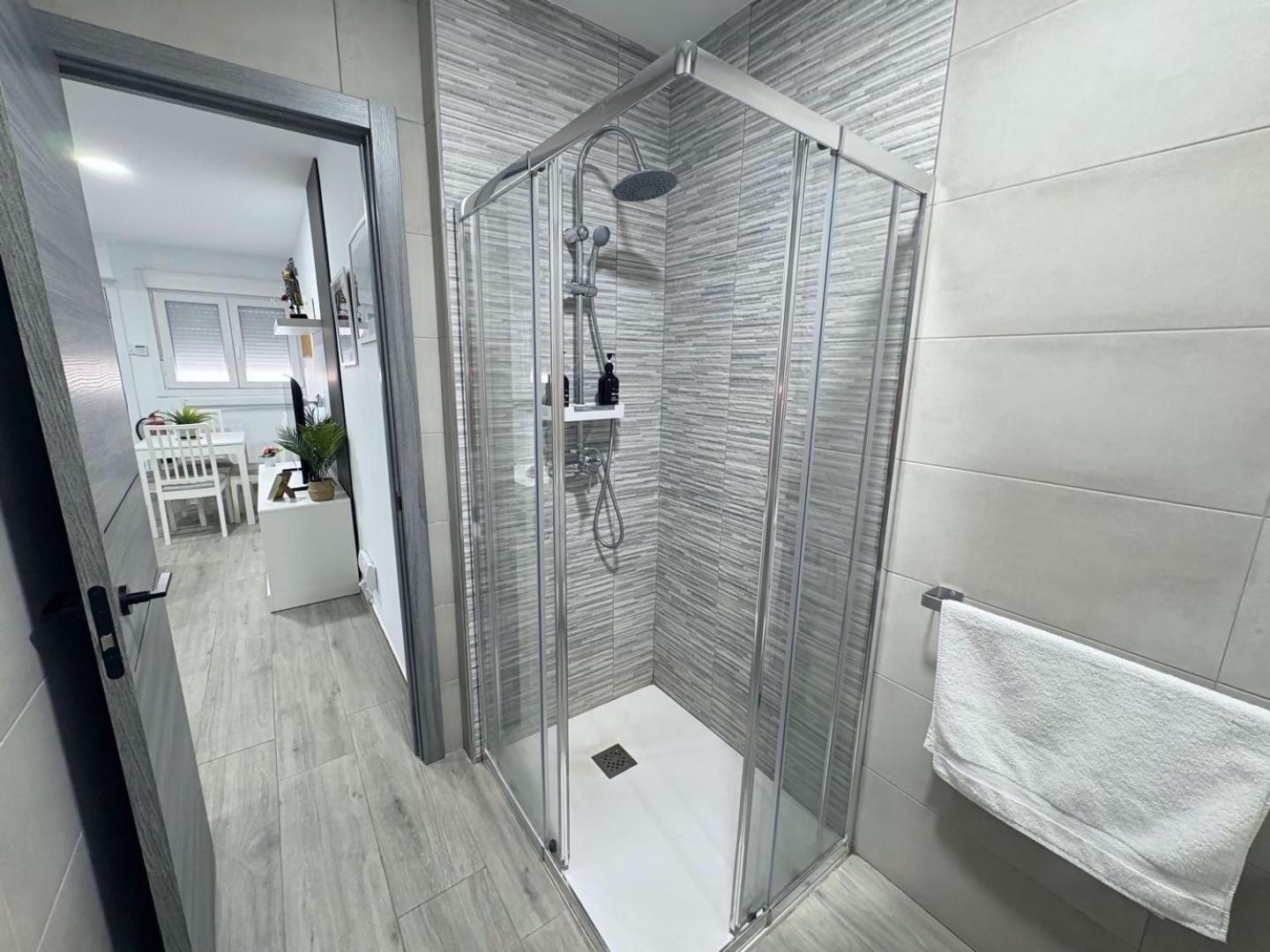 Benahavis Ii Airport Apartamento