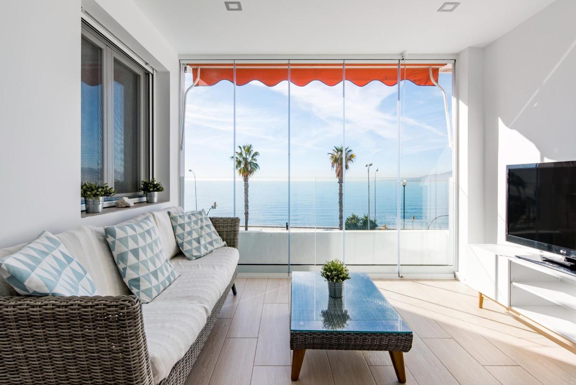 Sorolla 105, Luxury, Beach, Free Parking, Services, Quite Neighborhood, So