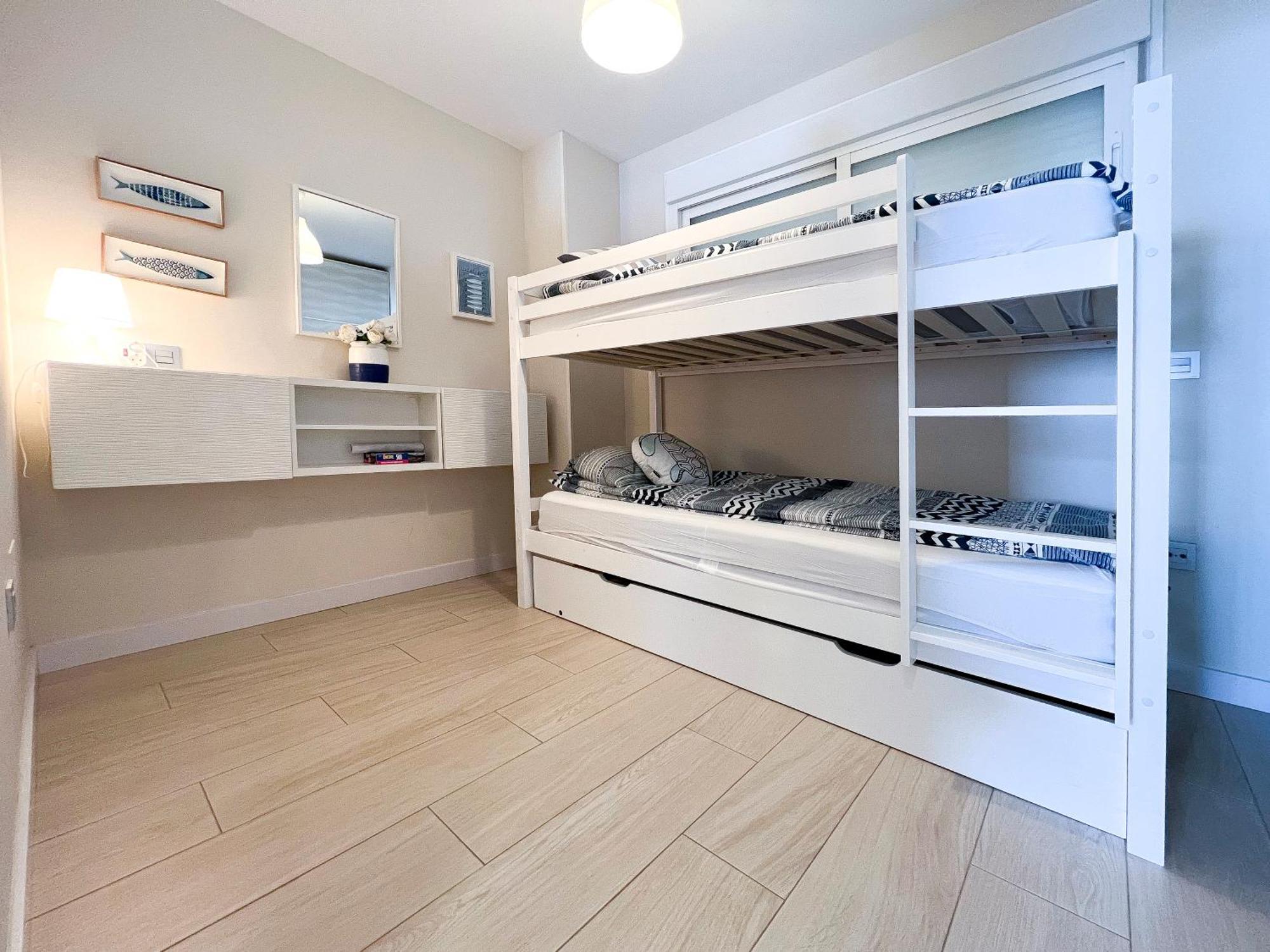 Sorolla 105, Luxury, Beach, Free Parking, Services, Quite Neighborhood, So Apartamento
