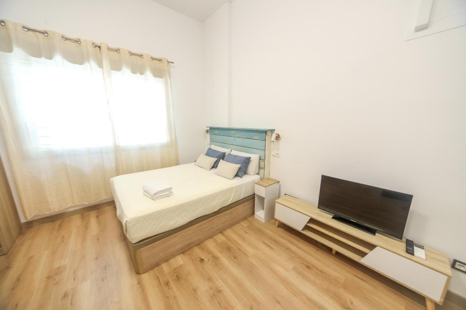 Apartment Lovely In The Heart Of Free Swimming Pool Malaga