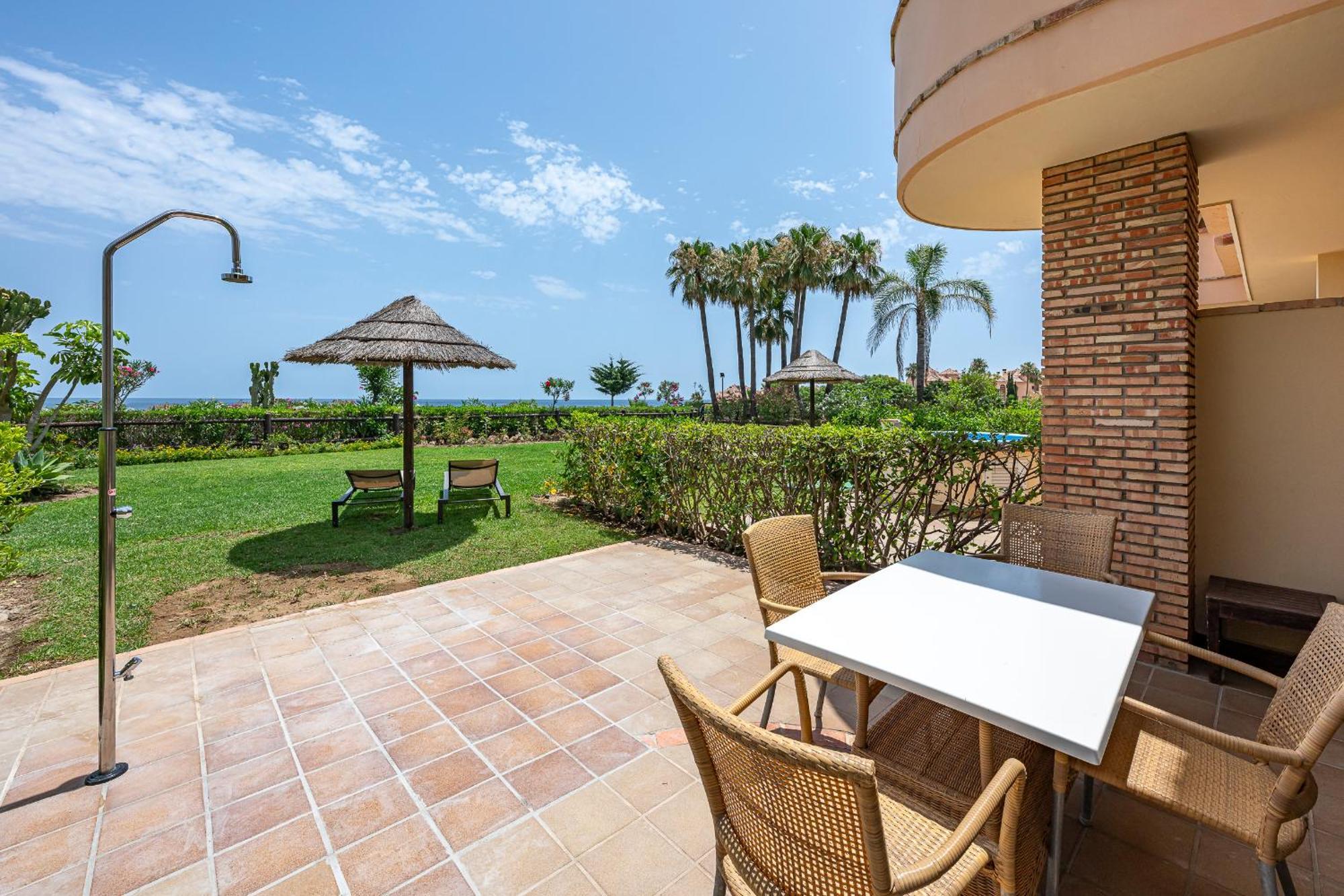Mijas Costa, Near To Beach, Wyndham Apartment *